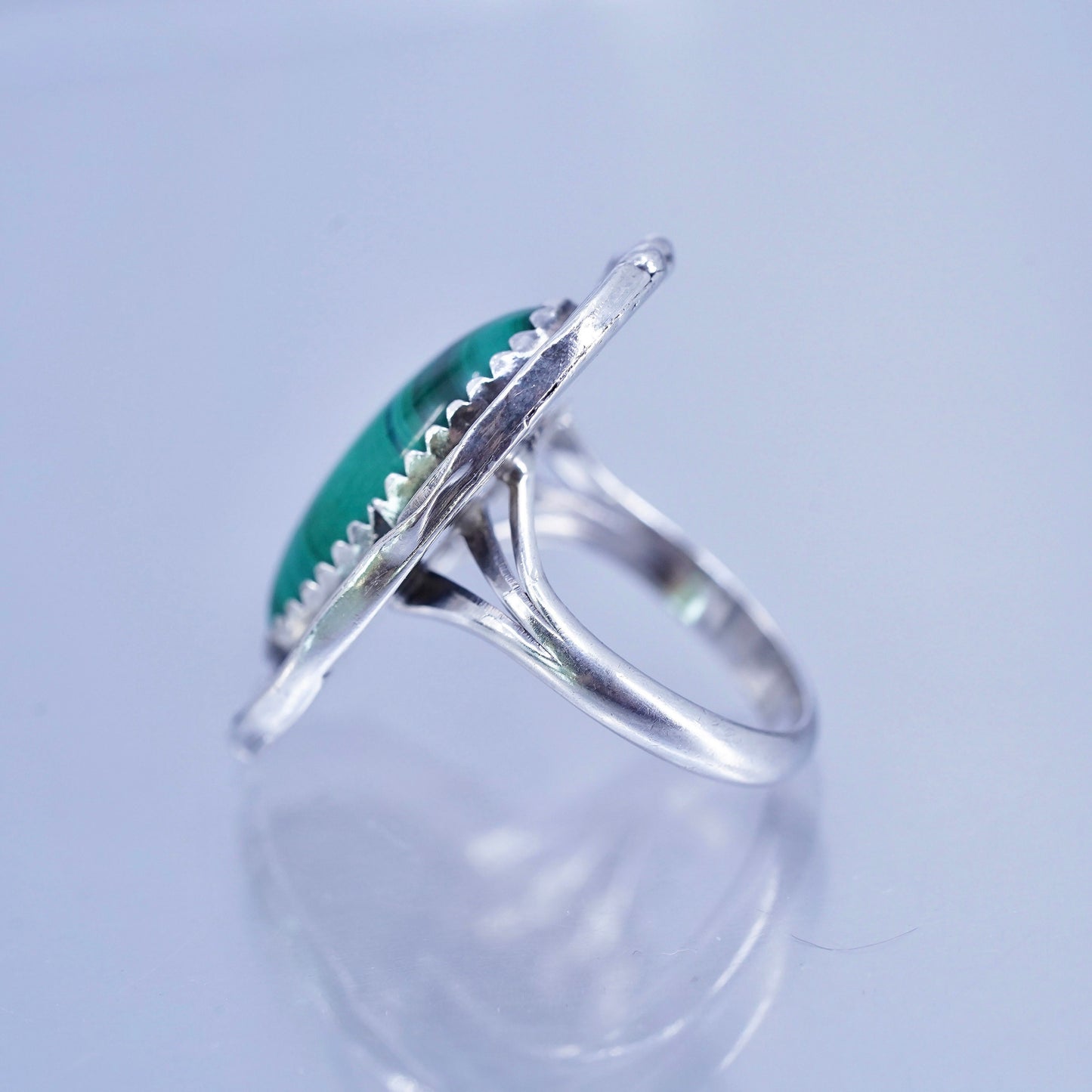 Size 5.75, Native American navajo Sterling 925 silver handmade ring malachite