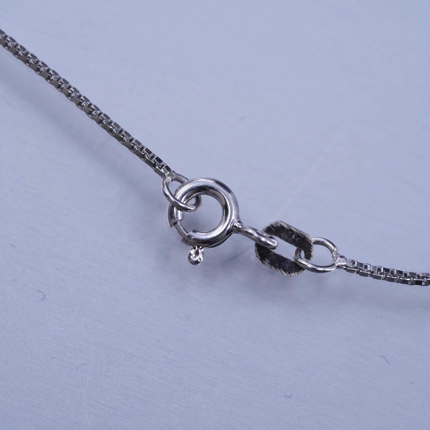 18”, Vinatge Sterling 925 silver handmade box necklace fossil coral pendant