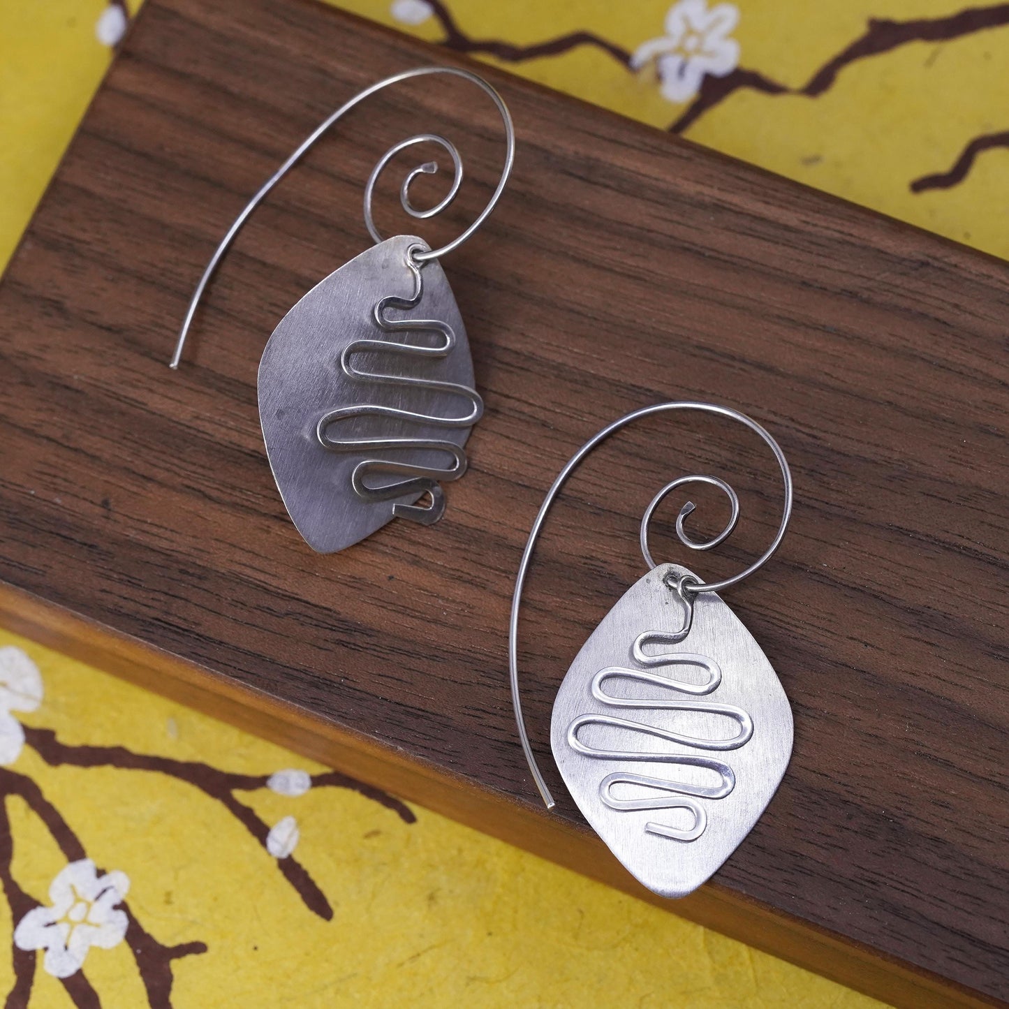 Mexican Sterling silver earrings, 925 Hammered disc swirly sprial dangles
