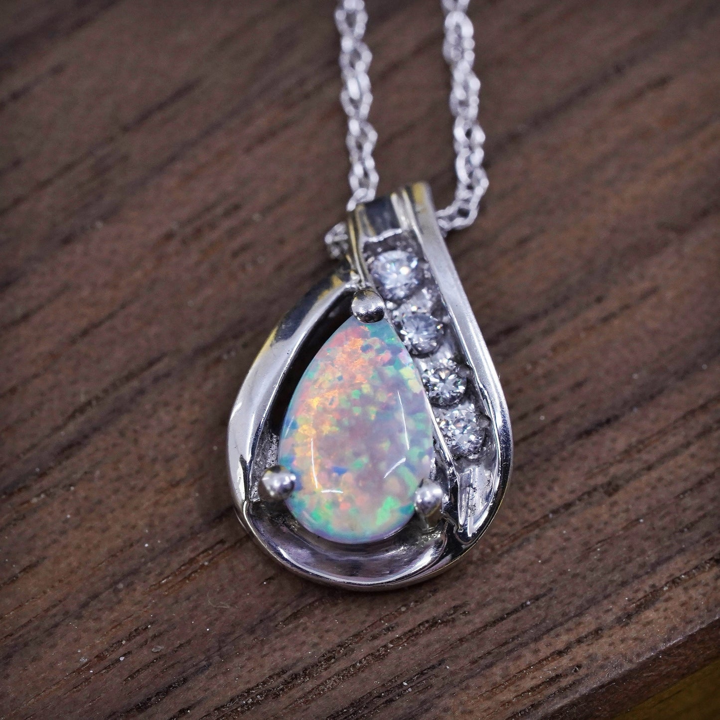 18”, vintage Sterling 925 silver necklace, circle chain teardrop opal pendant