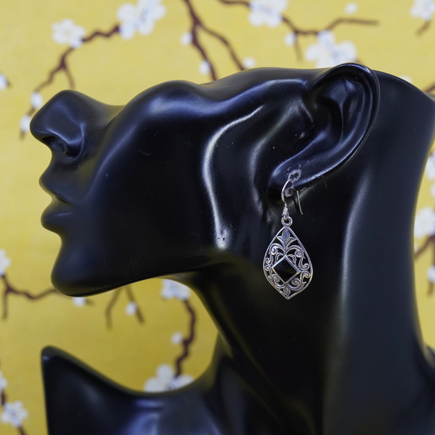 Vintage Sterling silver handmade earrings, 925 filigree dangle with onyx inlay