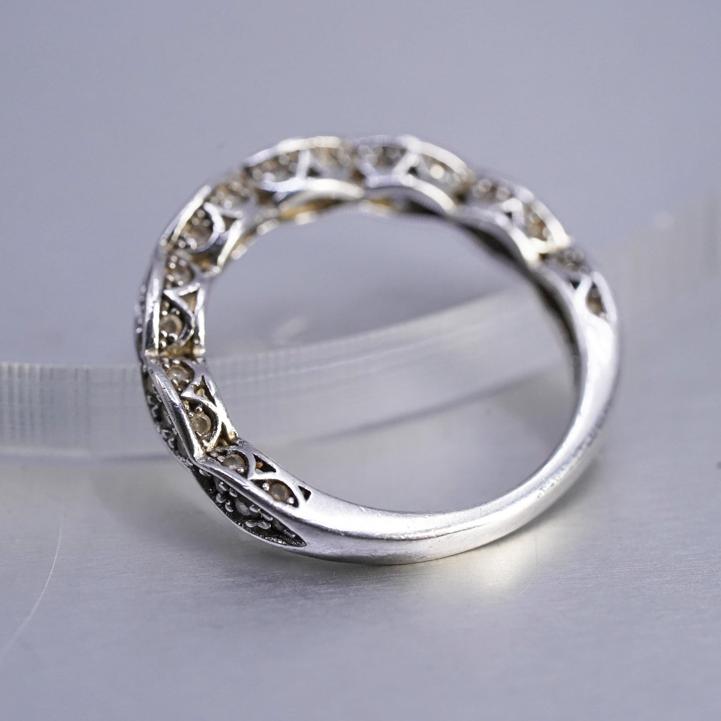 Size 6.25, VTG southwestern Sterling 925 silver wedding ring, cluster Cz band