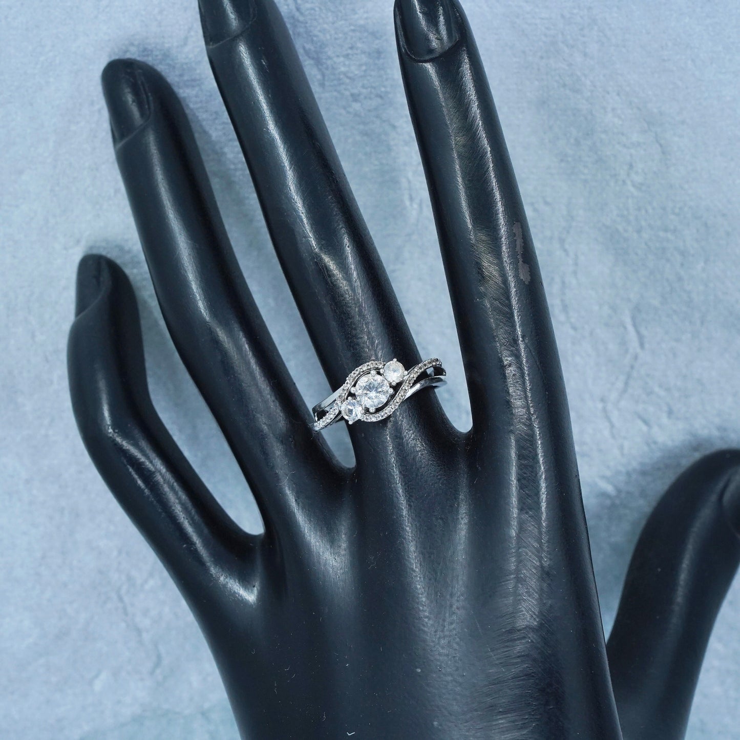 Size 7, vintage Sterling 925 silver handmade engagement ring with cluster Cz