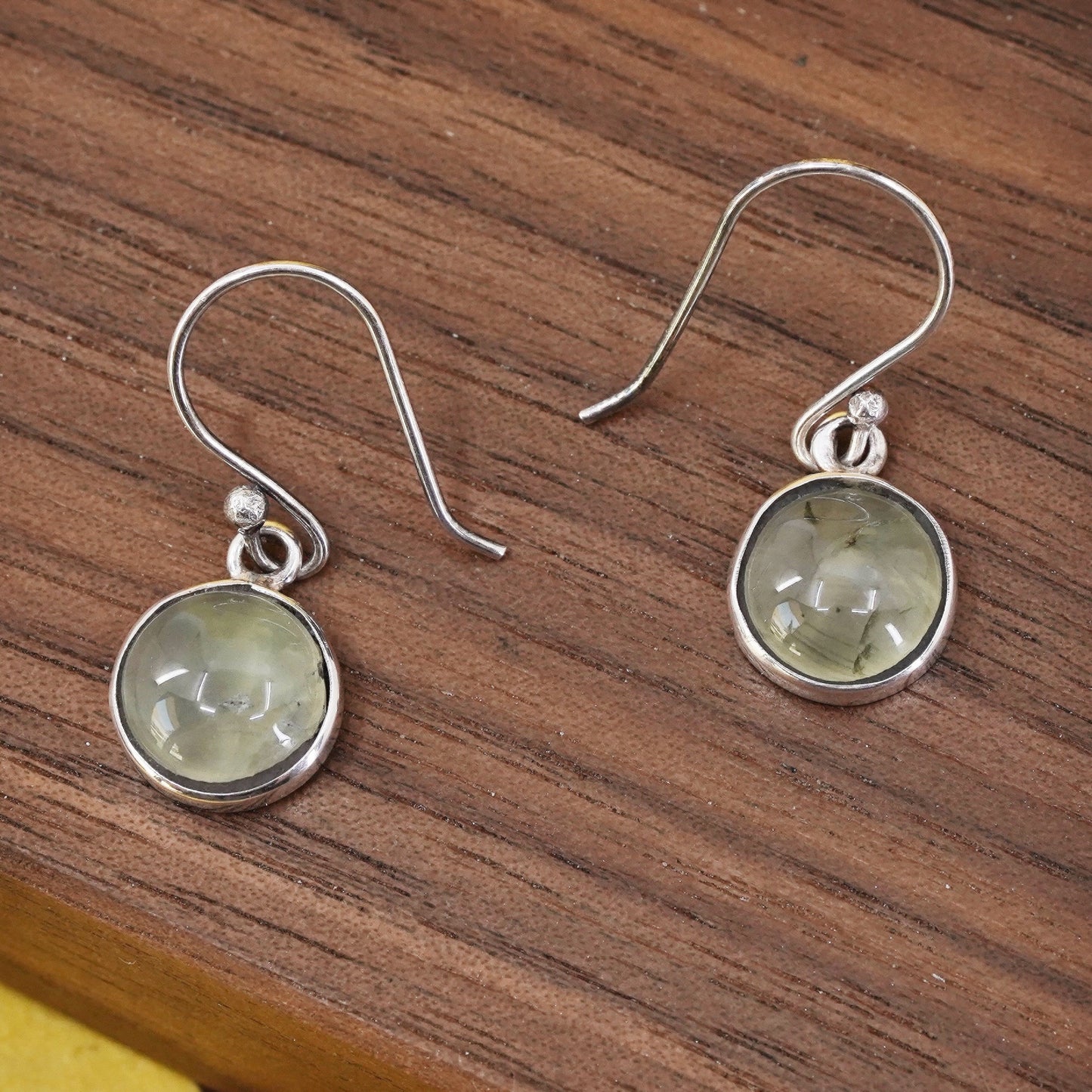 Vintage Sterling silver handmade earrings, 925 circle with jade inlay