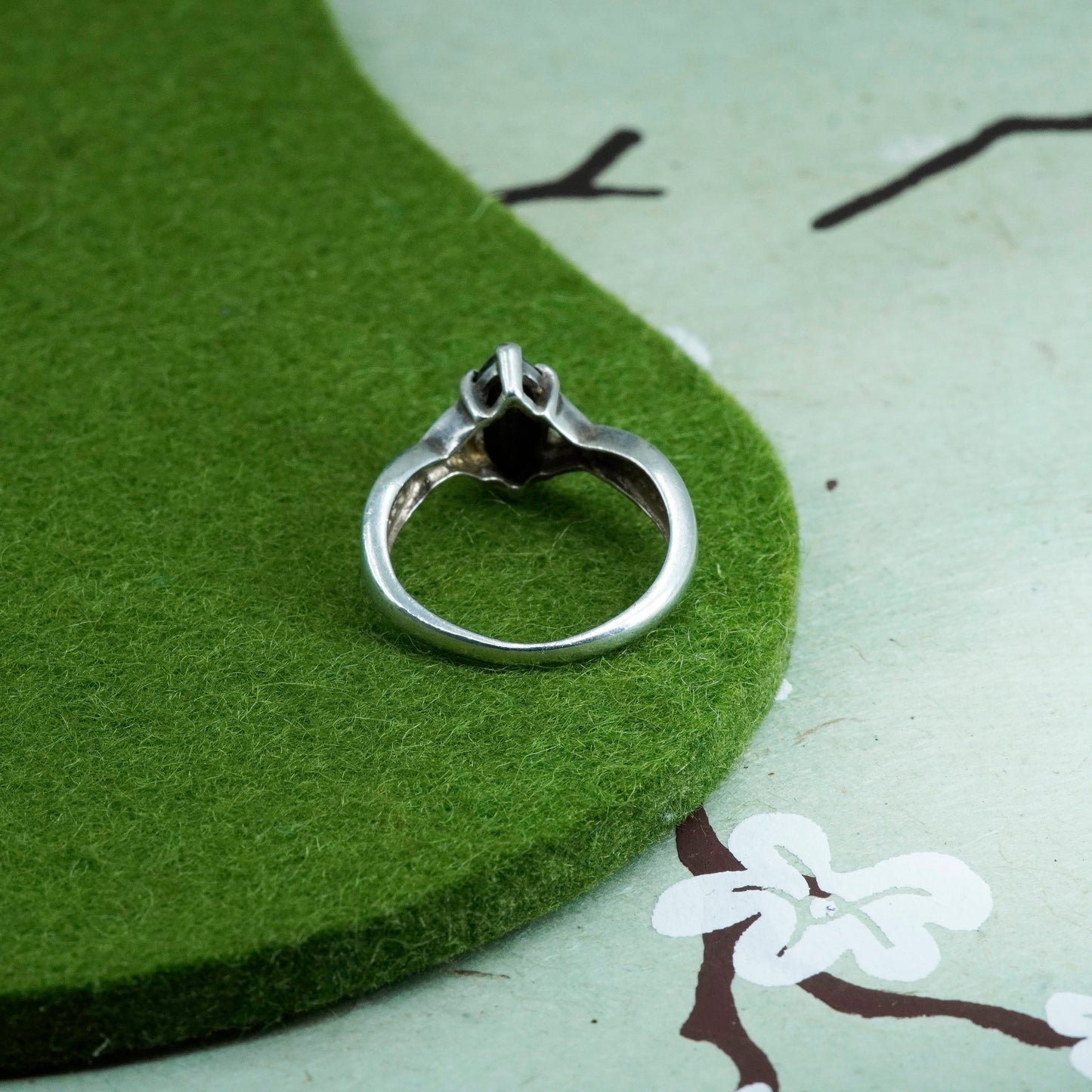 Size 6, vintage Sterling silver handmade ring, 925 band with sapphire