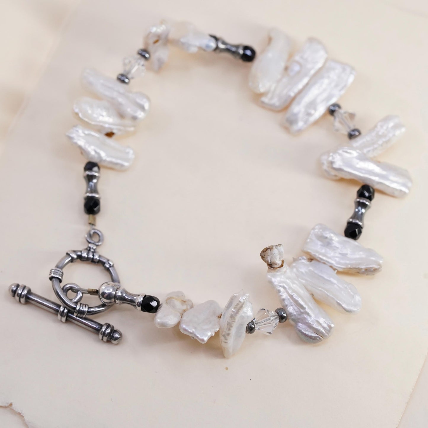 8”, Vintage handmade bracelet, freshwater baroque pearl 925 silver toggle clasp