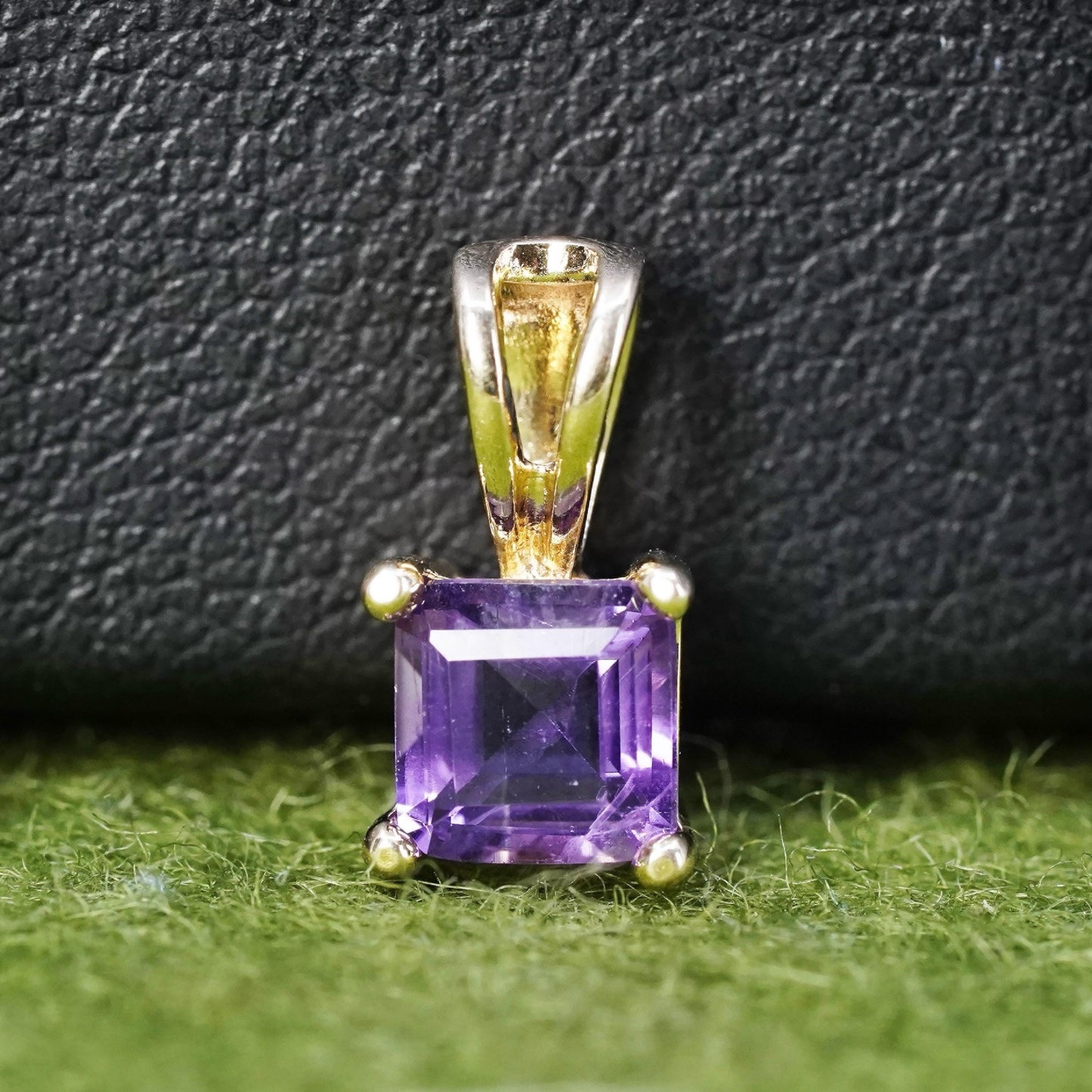 Vintage vermeil gold over sterling 925 silver pendant with amethyst
