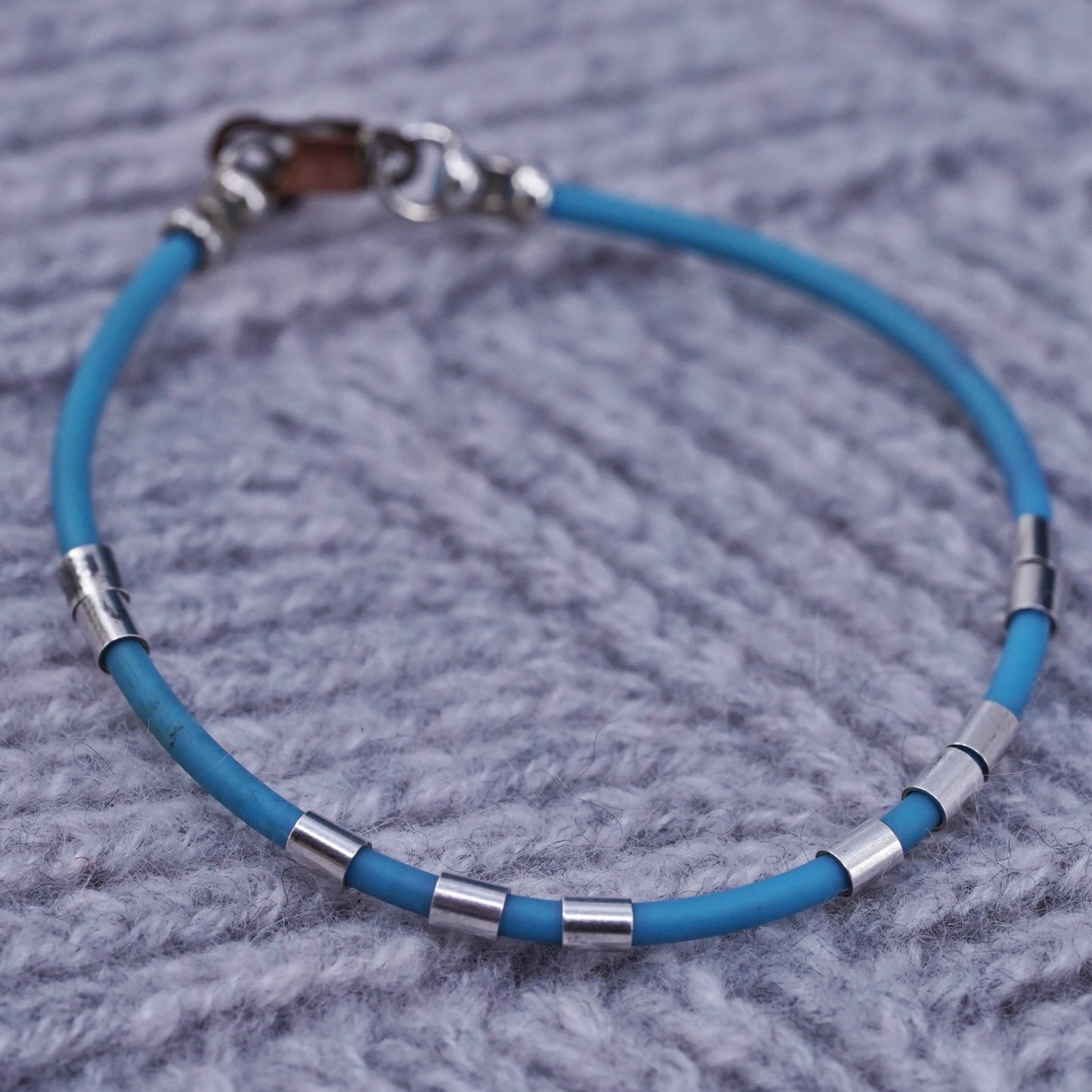 6.25”, Vintage Sterling silver handmade bracelet, 925 tube blue rubber band