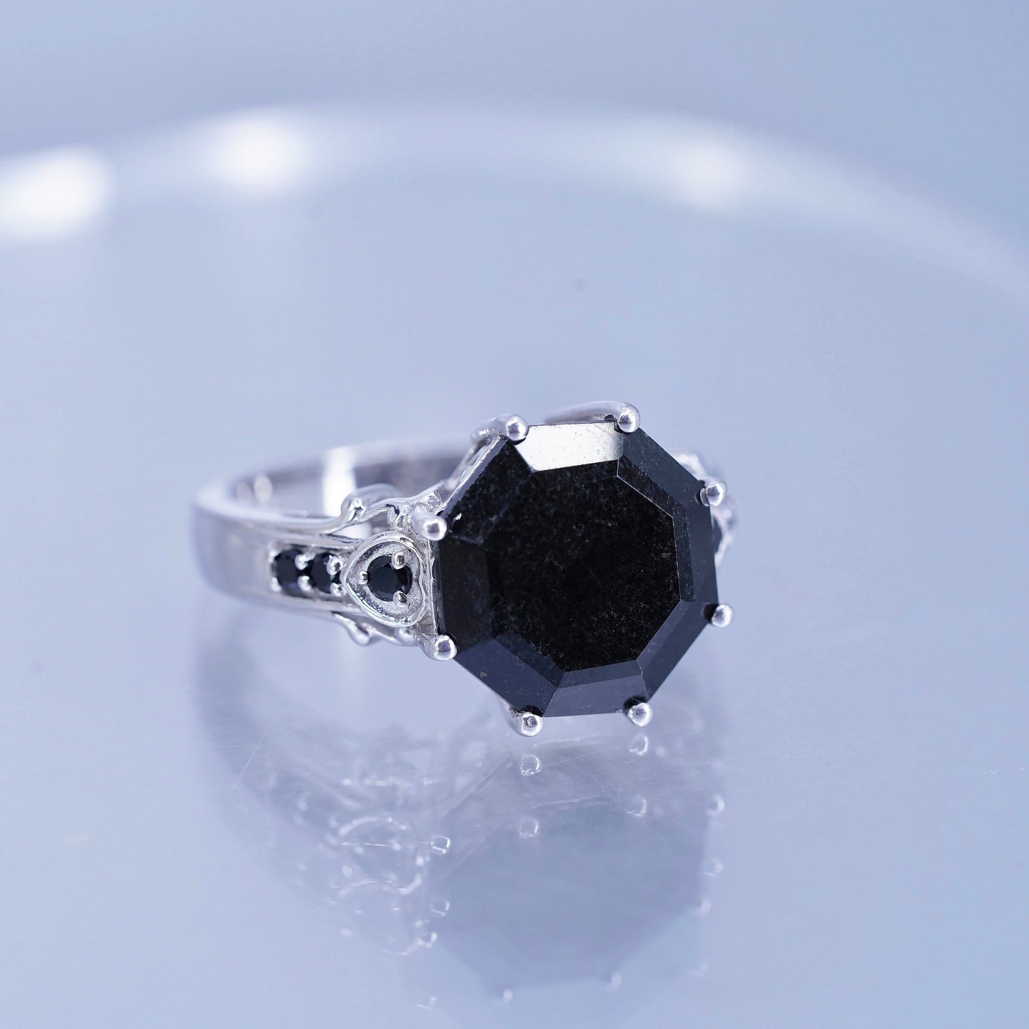 Size 11.25, vintage Sterling 925 silver filigree ring with obsidian