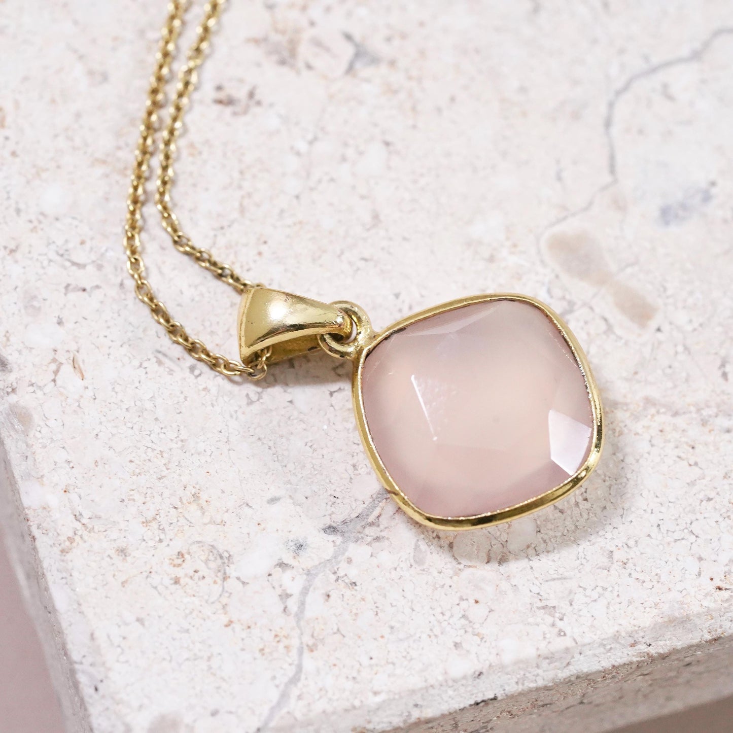 vermeil gold sterling silver 925 circle chain necklace rose pink quartz pendant