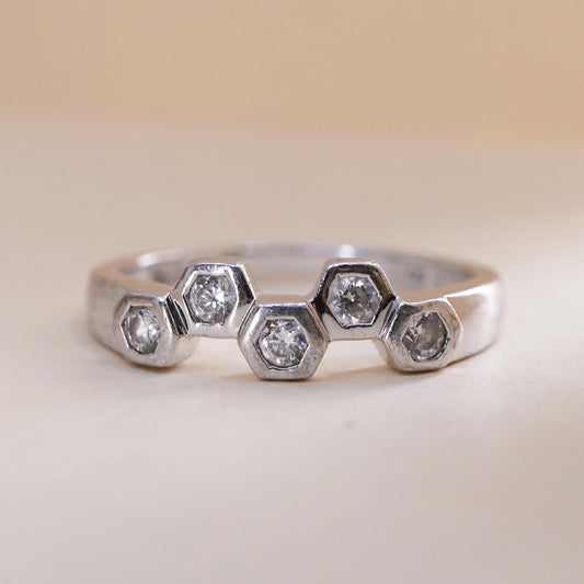 Size 7, sterling 925 silver ring, engagement band hexagram honeycomb cut cz