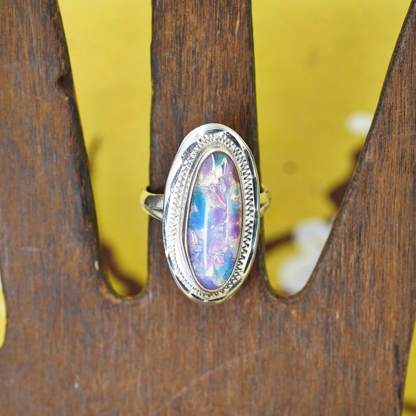 Size 6.25, vintage mexico Sterling 925 silver handmade ring with oval opal
