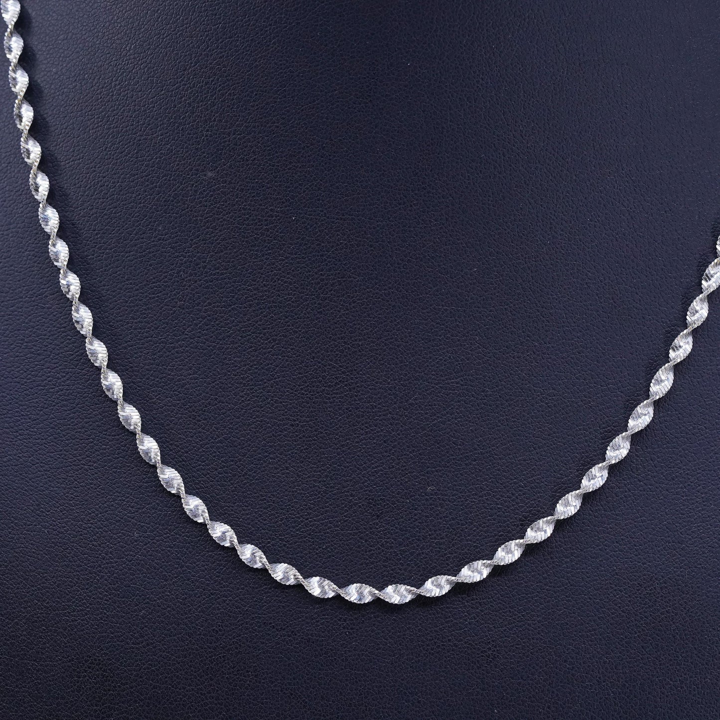 18” vermeil gold over Sterling 925 silver twisted herringbone chain necklace