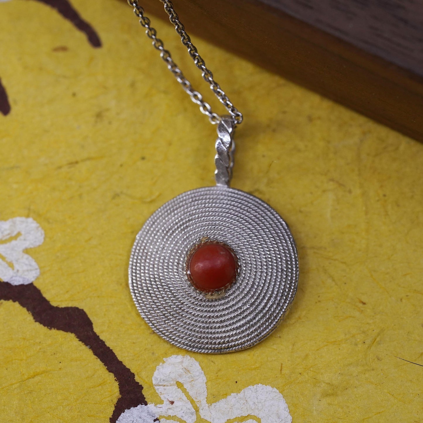 18", sterling silver necklace, 925 Circle chain with circle coral pendant
