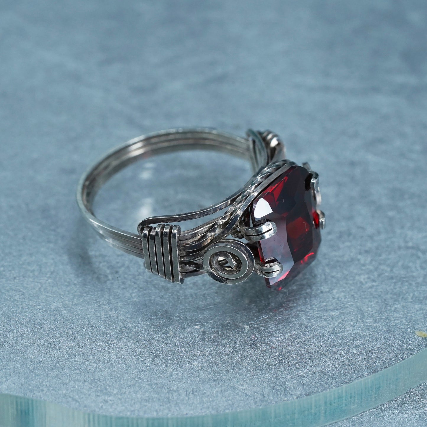 Size 7.75, vintage Sterling 925 silver handmade wired ring with garnet