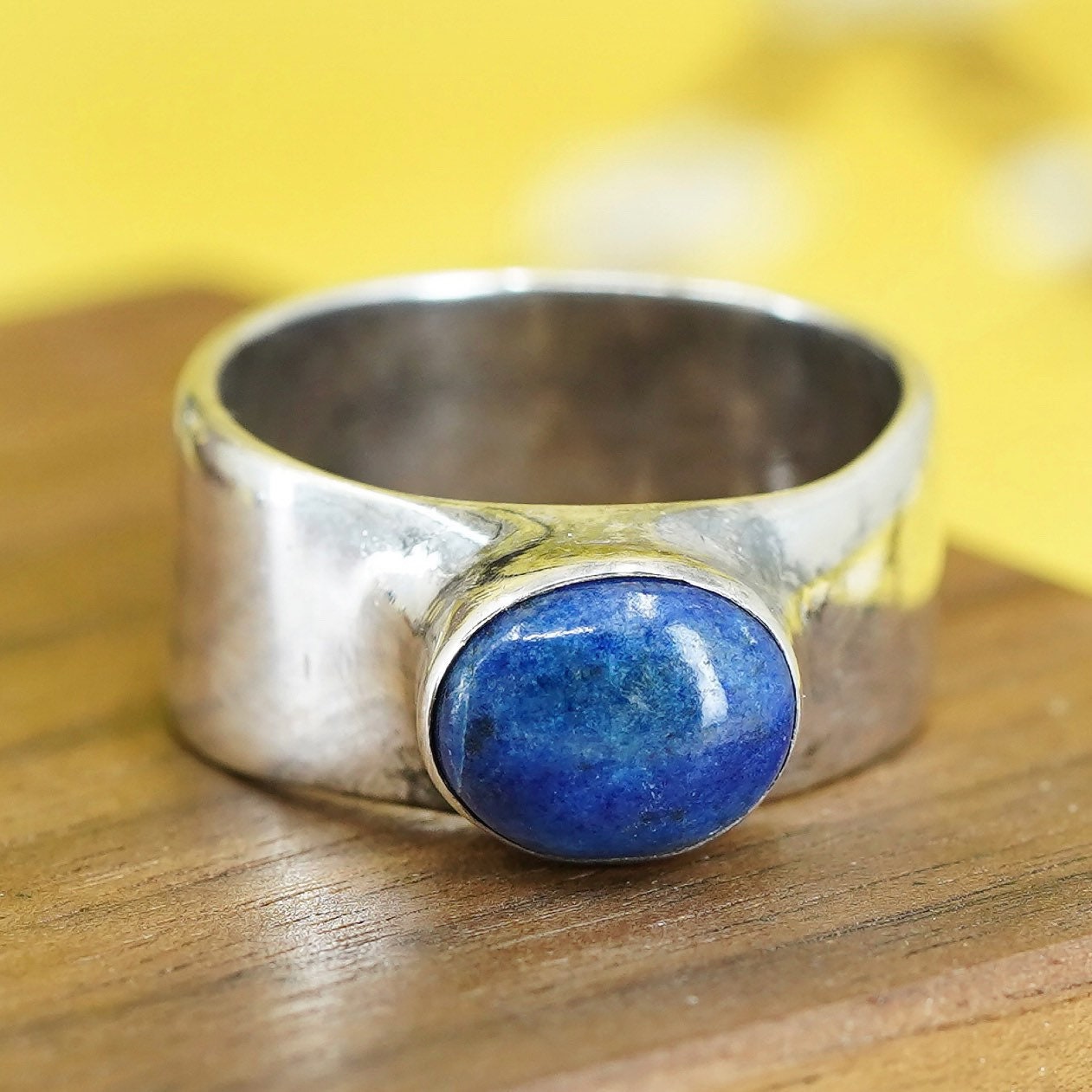 Size 9.25, VTG Sterling 925 silver handmade band ring with lapis lazuli inlay