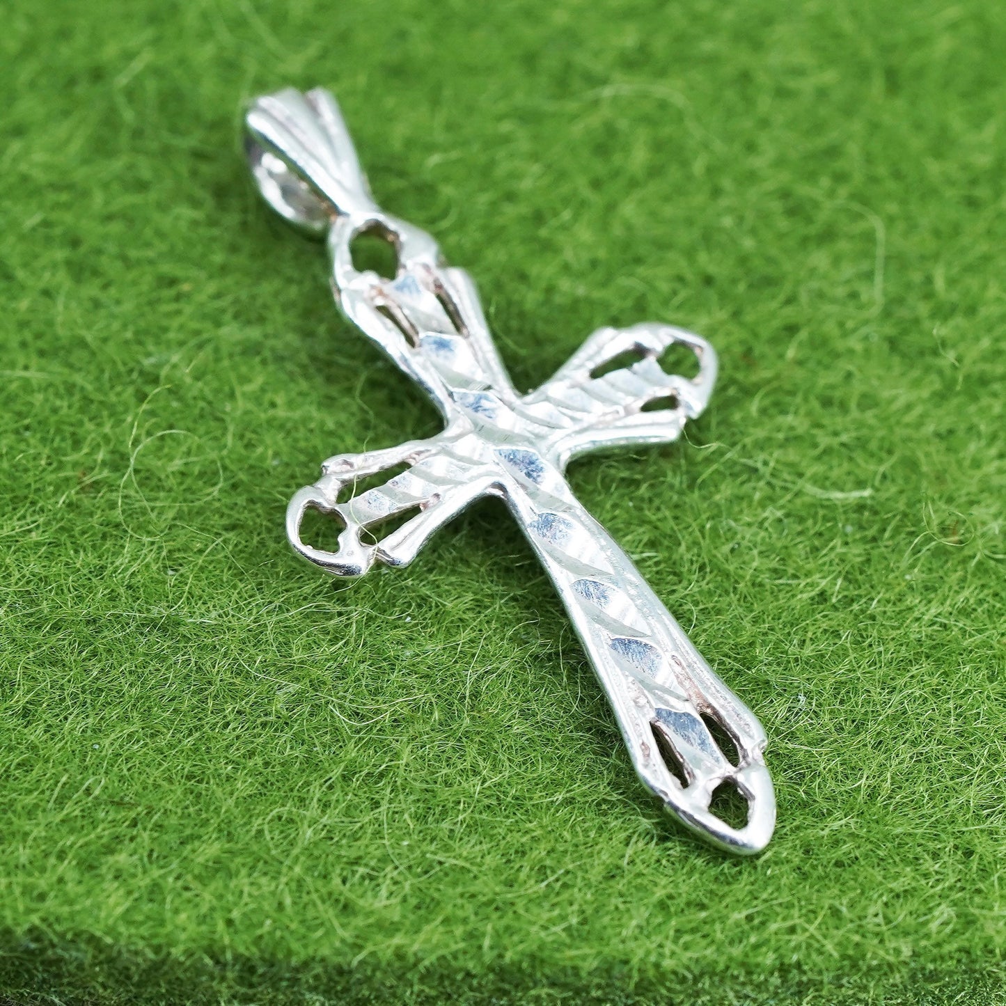 Vintage handmade Sterling silver filigree pendant, 925 cross charm