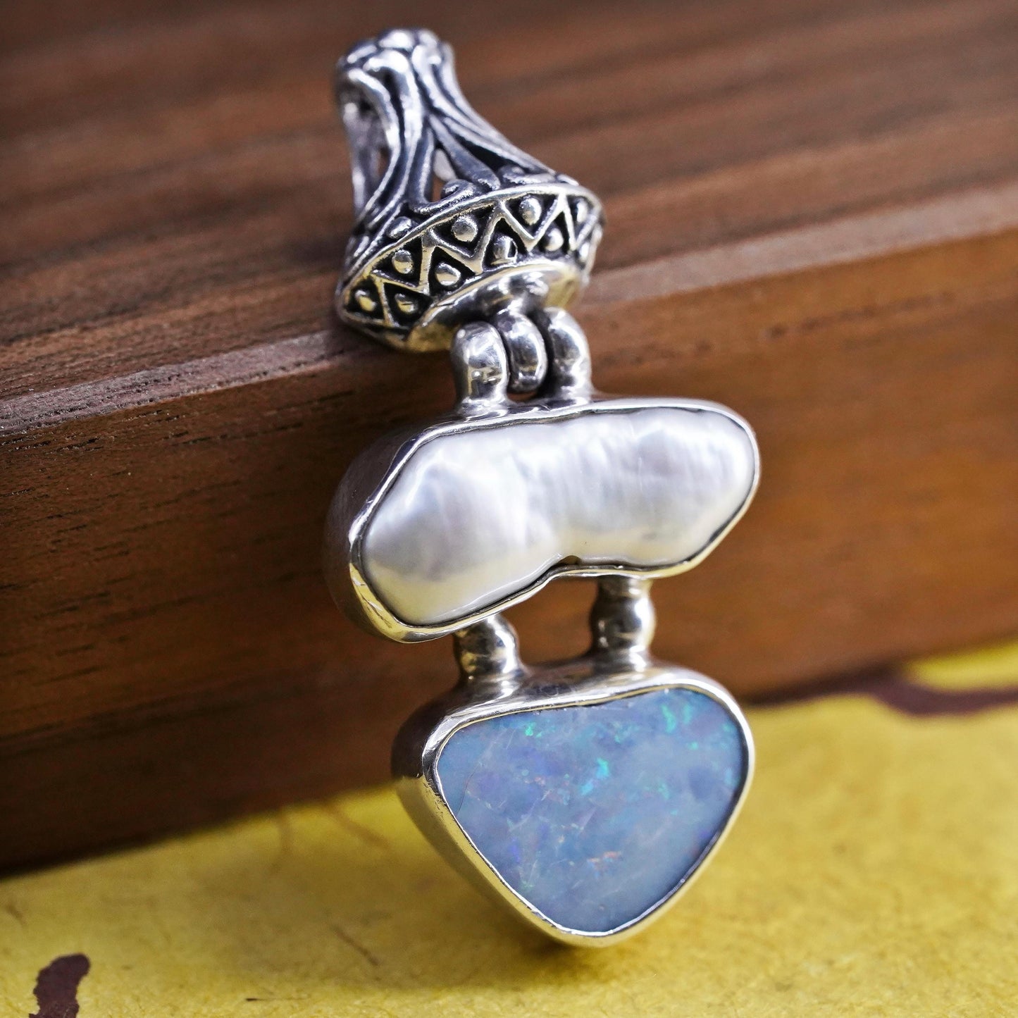 Vintage Sterling 925 silver handmade filigree pendant with fire opal and pearl