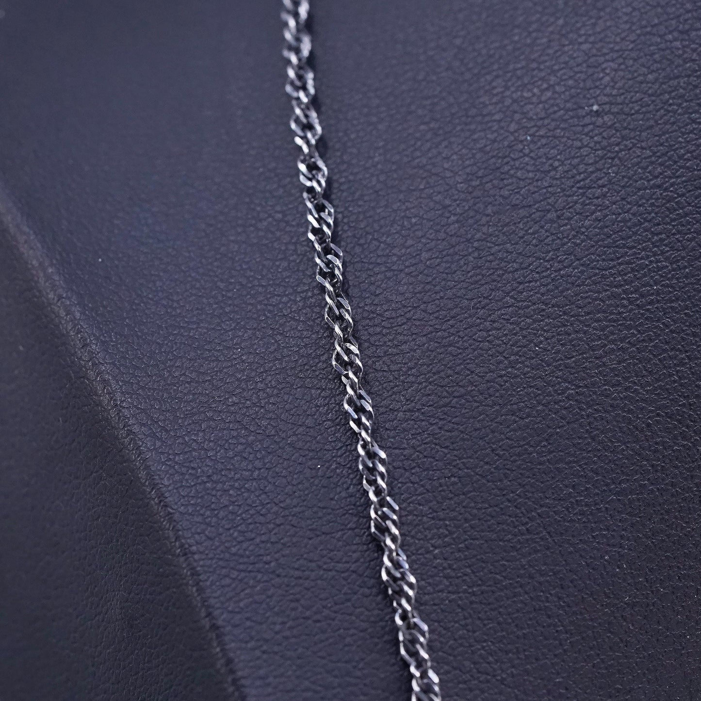 23", vintage Italian KA 1772 Sterling 925 silver twisted curb chain necklace