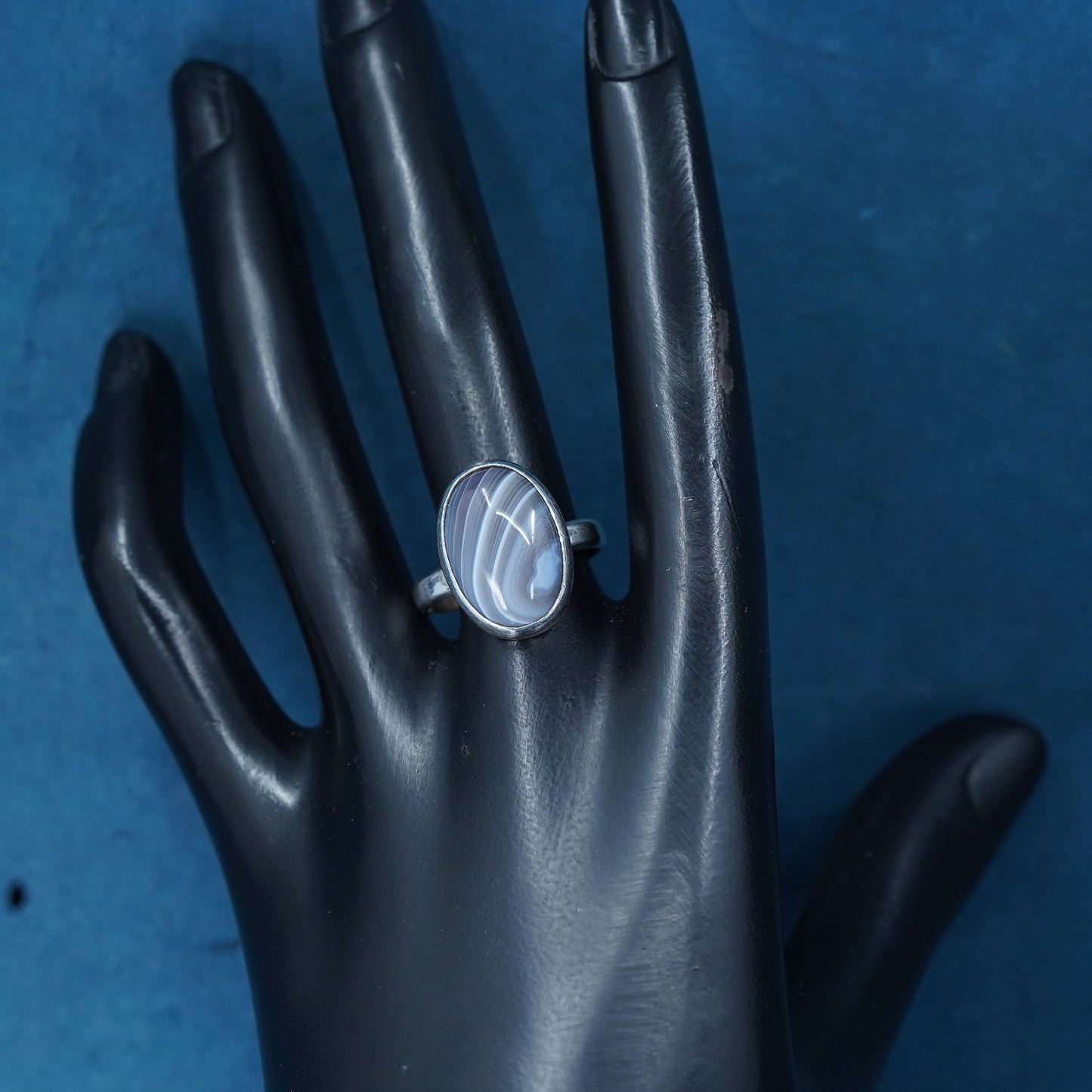 Size 7.75, vintage Sterling 925silver handmade ring with oval lace agate