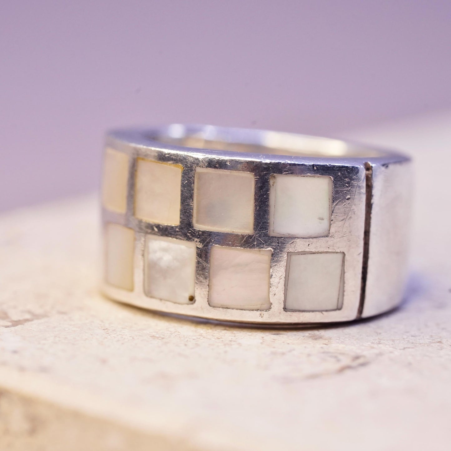 Size 6.25, vintage Sterling 925 silver statement ring with mother of pearl
