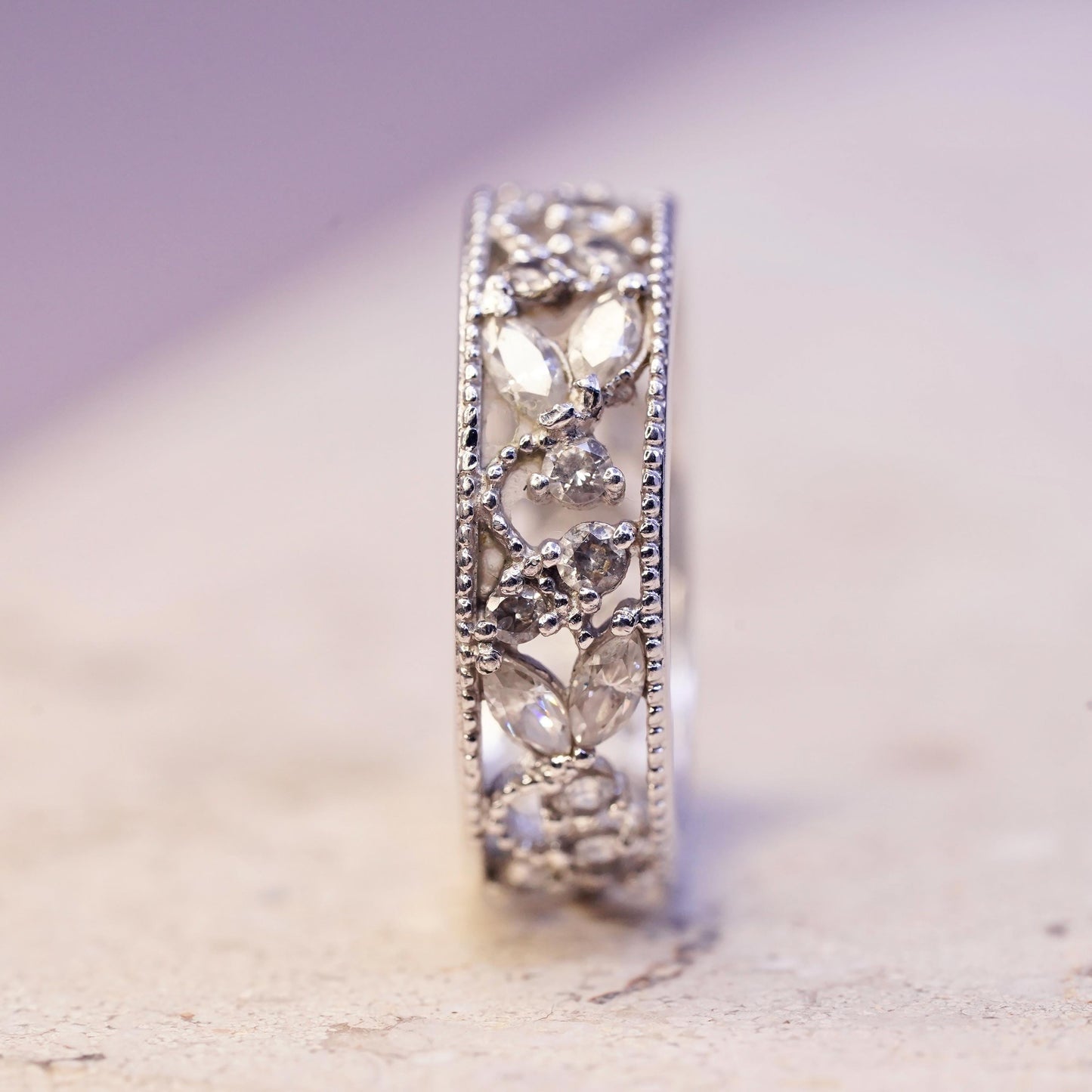 Size 7.25, sterling silver ring with cluster Cz, band, perfect gift Christmas