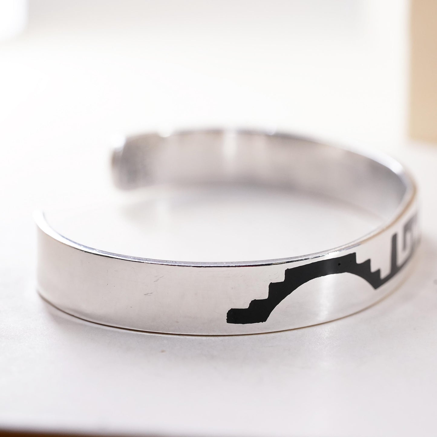 7", vintage Mexican Sterling silver handmade cuff, 925 bracelet w/ black enamel