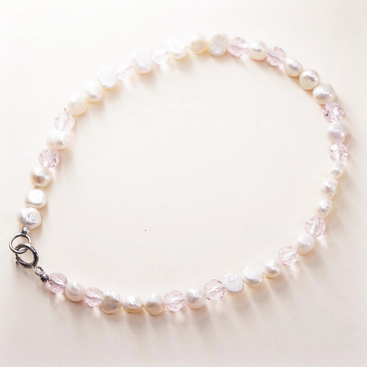 7.5", Vintage handmade 4mm pearl crystal bead bracelet