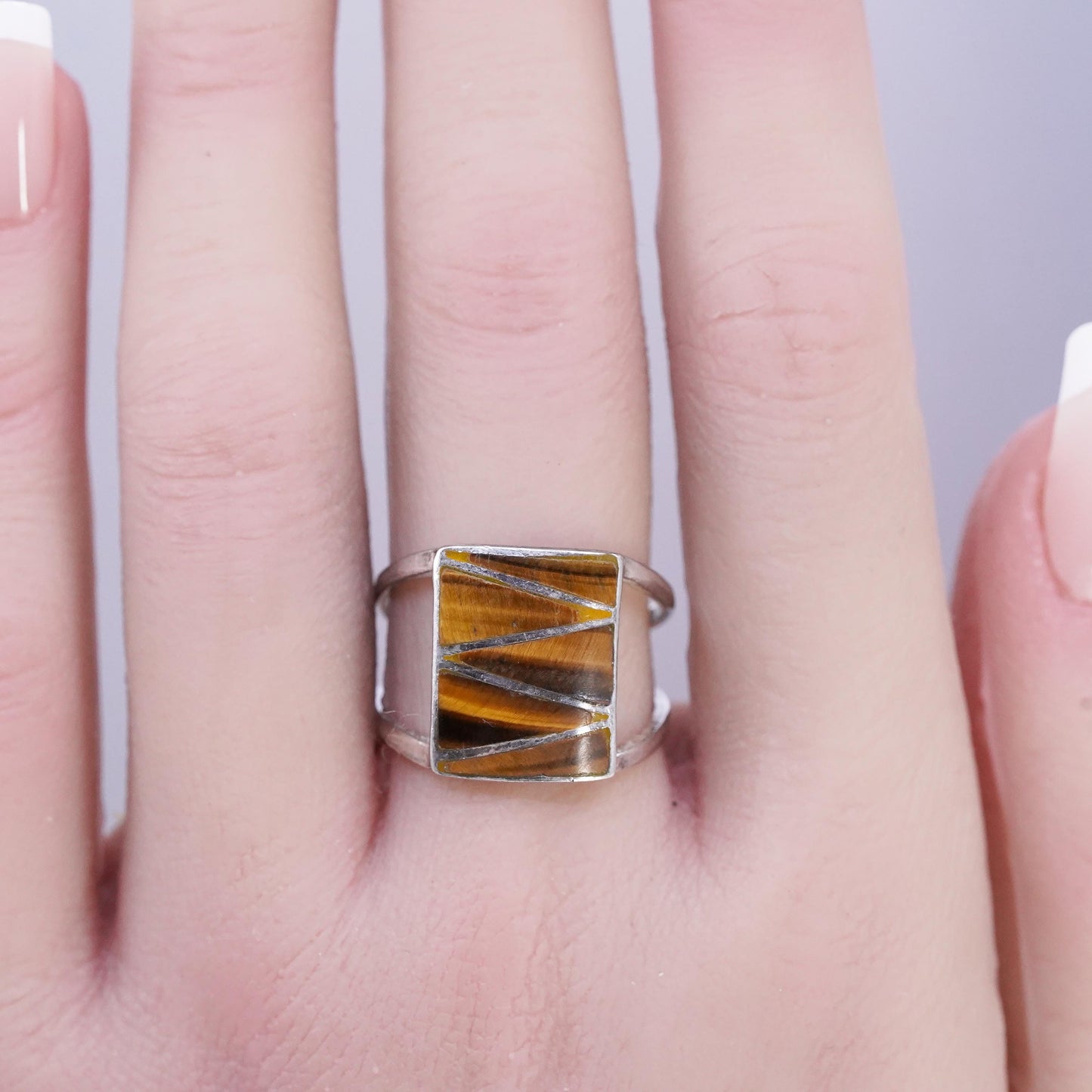 Size 8, vintage Sterling 925 silver handmade ring with golden tiger eye inlay