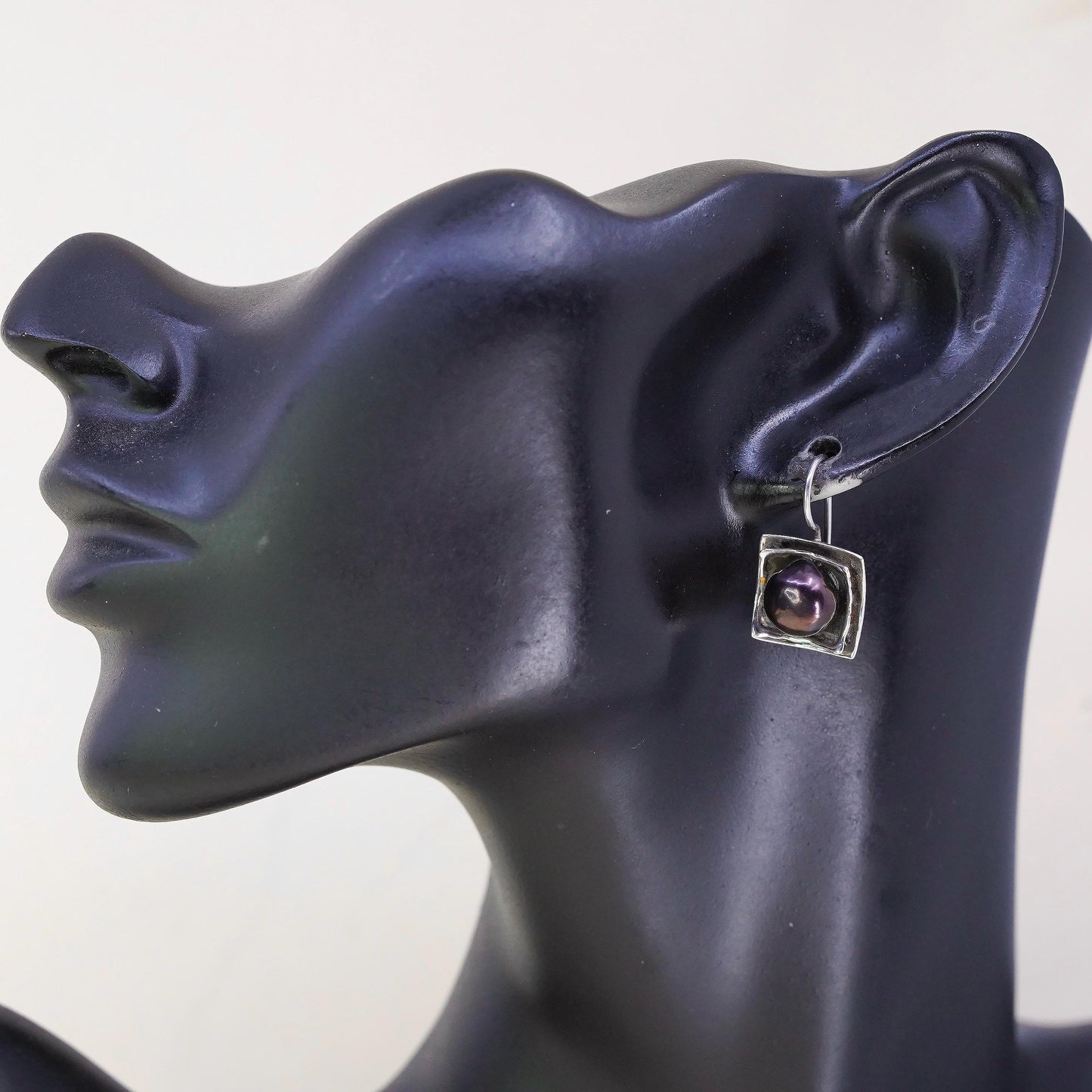 SILPADA RARE Sterling Silver 925 Black Iridescent Pearl Hammered Earrings W1194