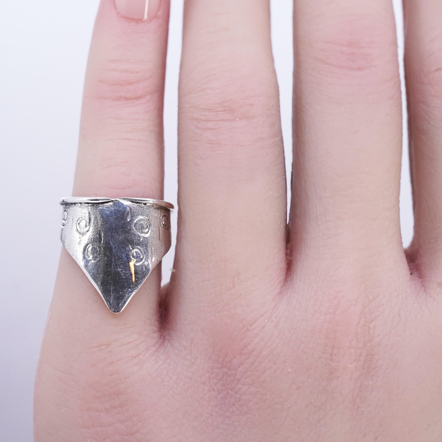 Size 4.25, vintage Sterling 925 silver handmade ring, finger guard band