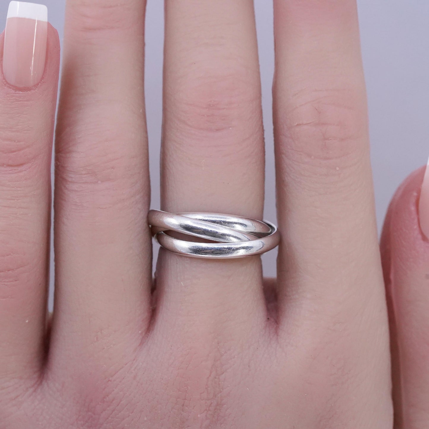Size 6.5, Vintage Sterling Silver handmade Ring. 925 modernist, Entwined band