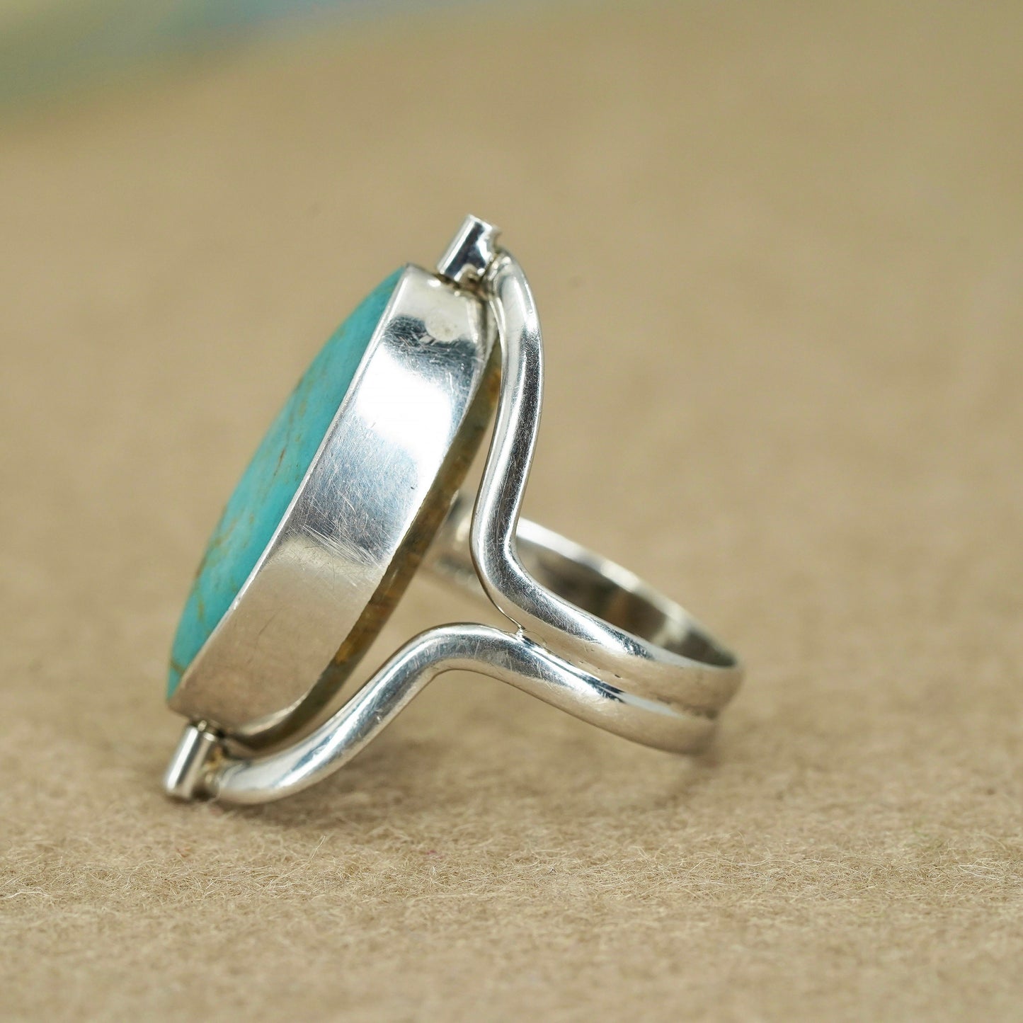Size 7.5, Vintage Sterling 925 silver spin ring with turquoise and resin flower
