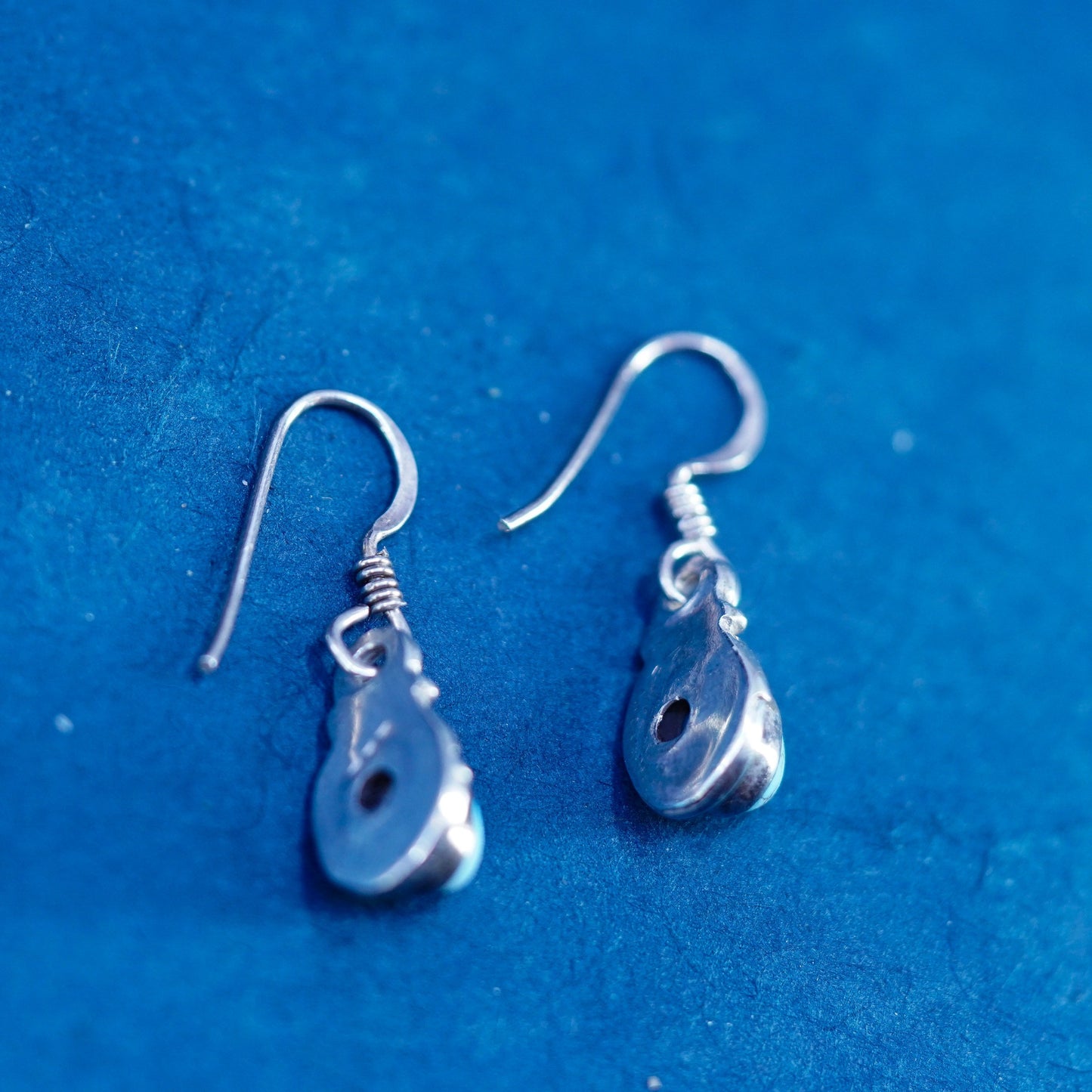 Vintage southwestern Sterling 925 silver handmade earrings with turquoise