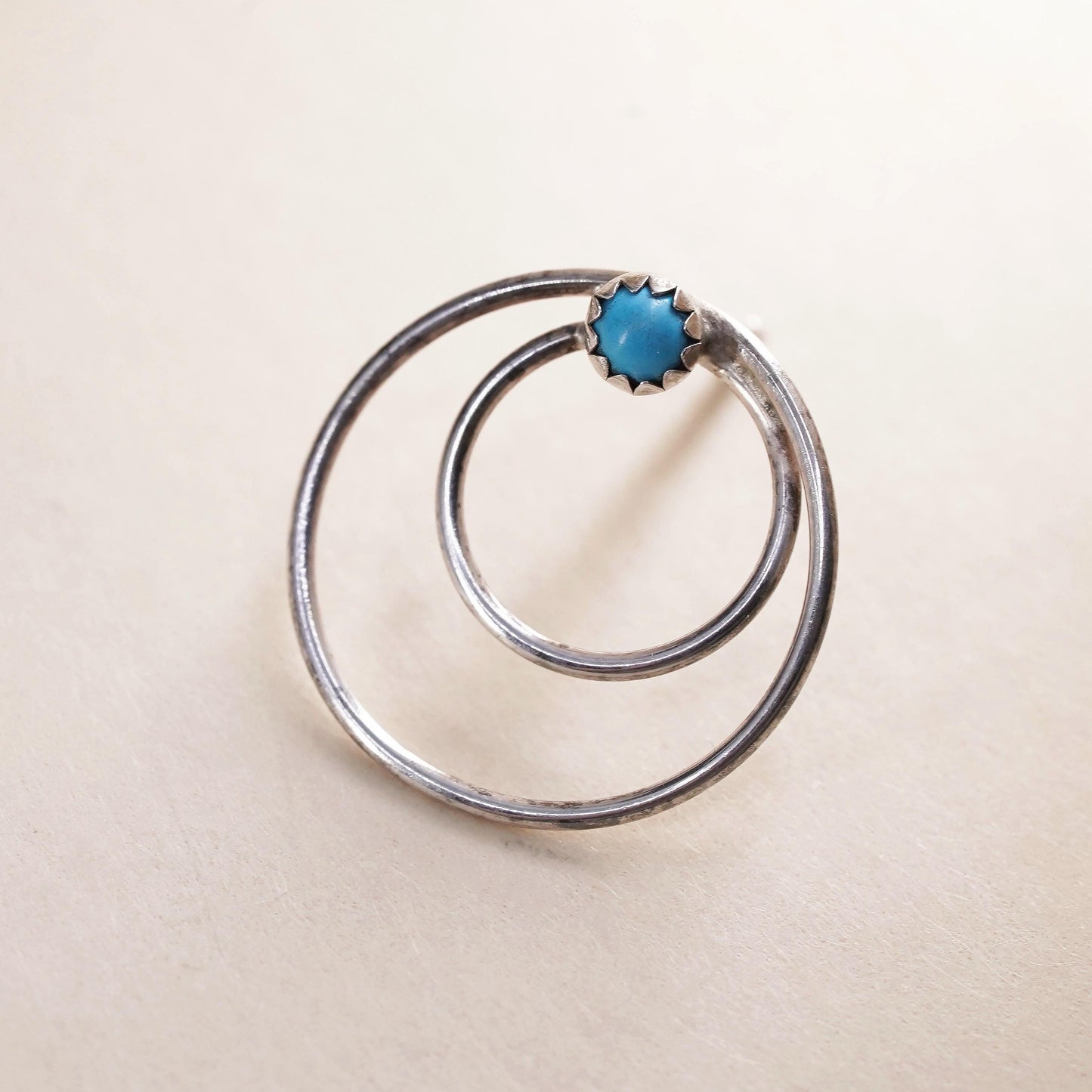 Vintage southwestern Sterling 925 silver stud with turquoise, single earring