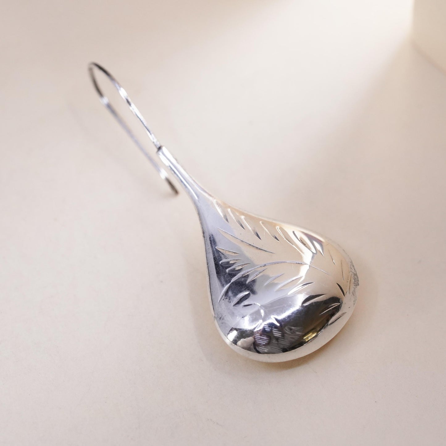 vintage modernist sterling silver 925 handmade single textured teardrop earring