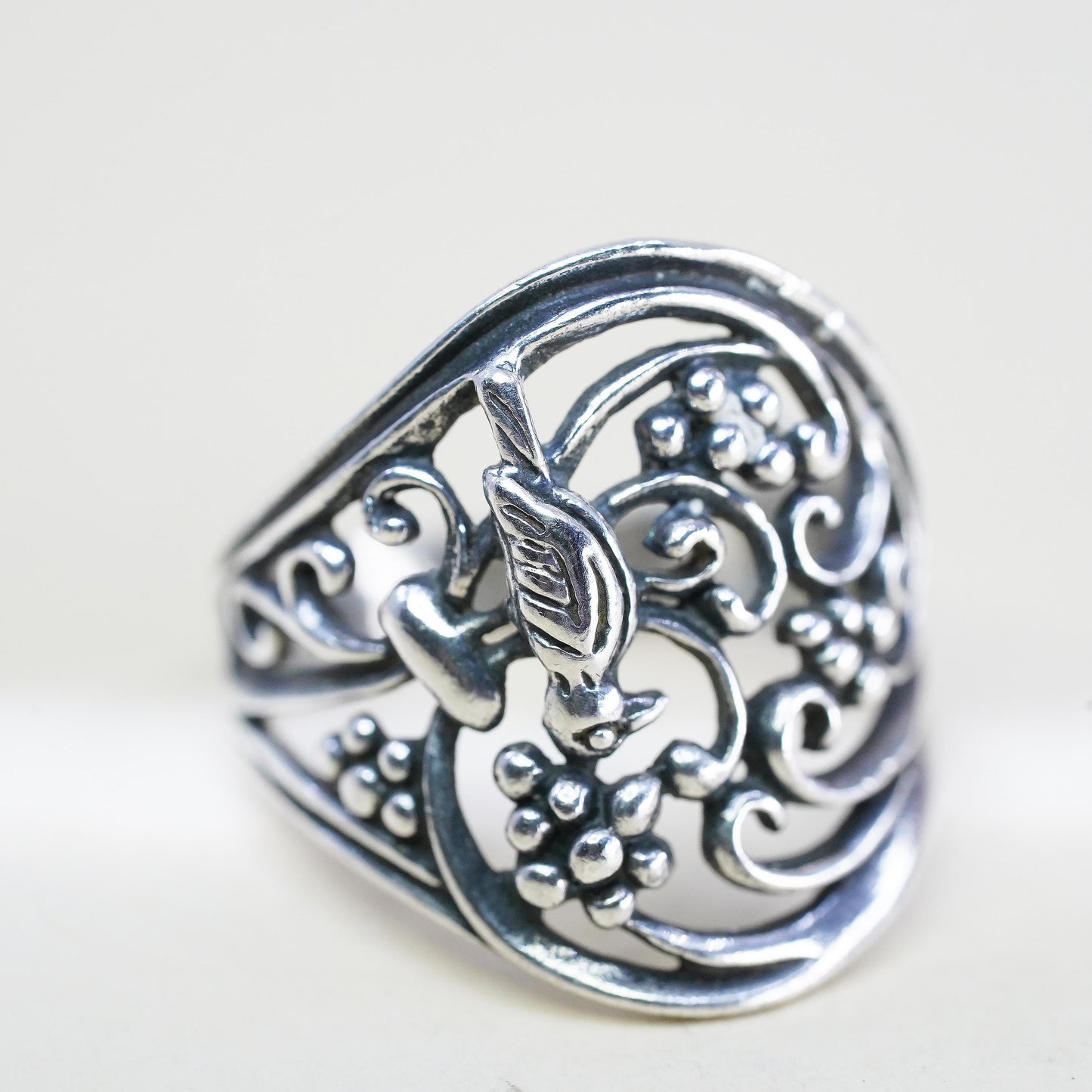 Size 7, VTG sterling silver handmade ring, 925 whirl filigree band bird flower