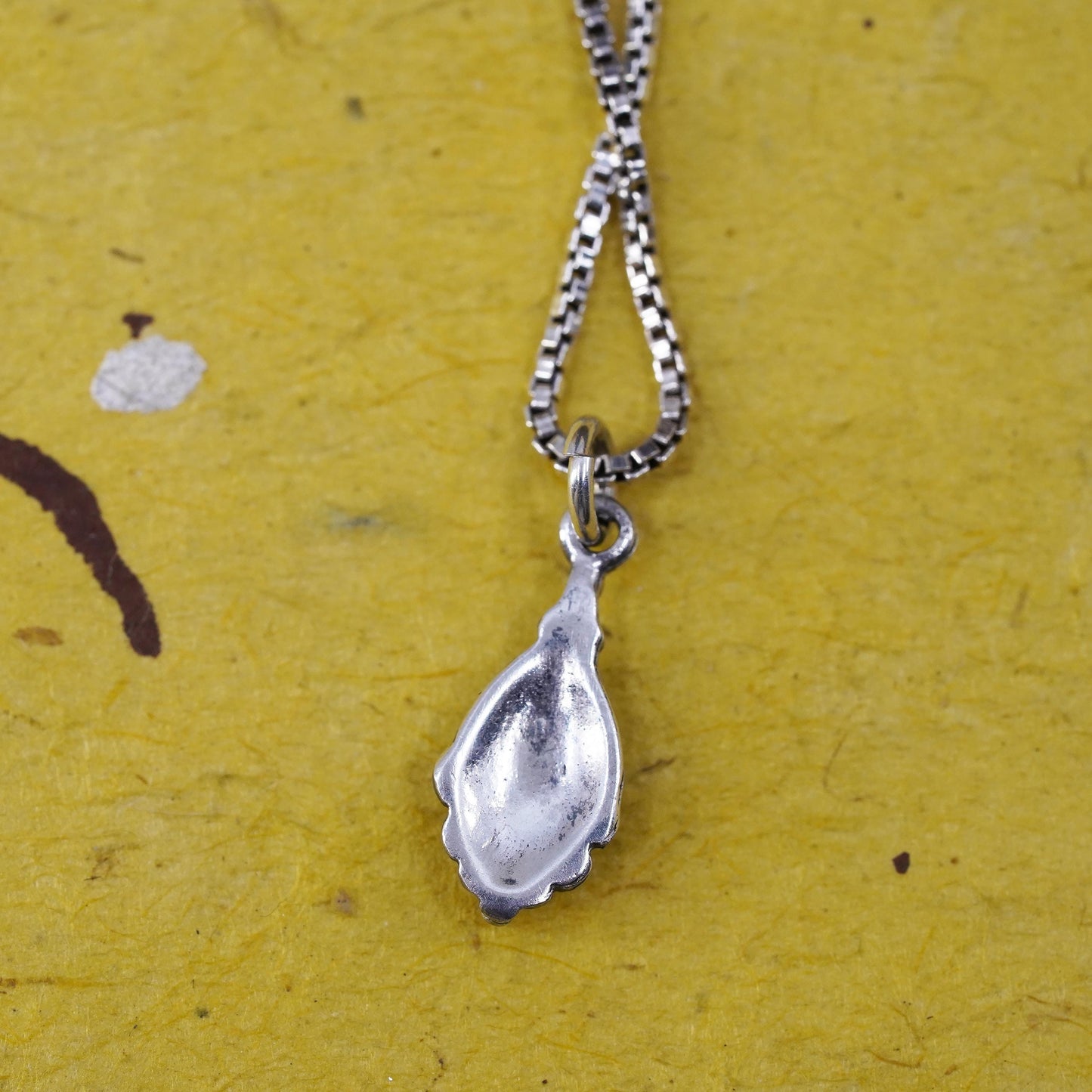 16", vintage Sterling 925 silver box chain necklace with teardrop onyx pendant