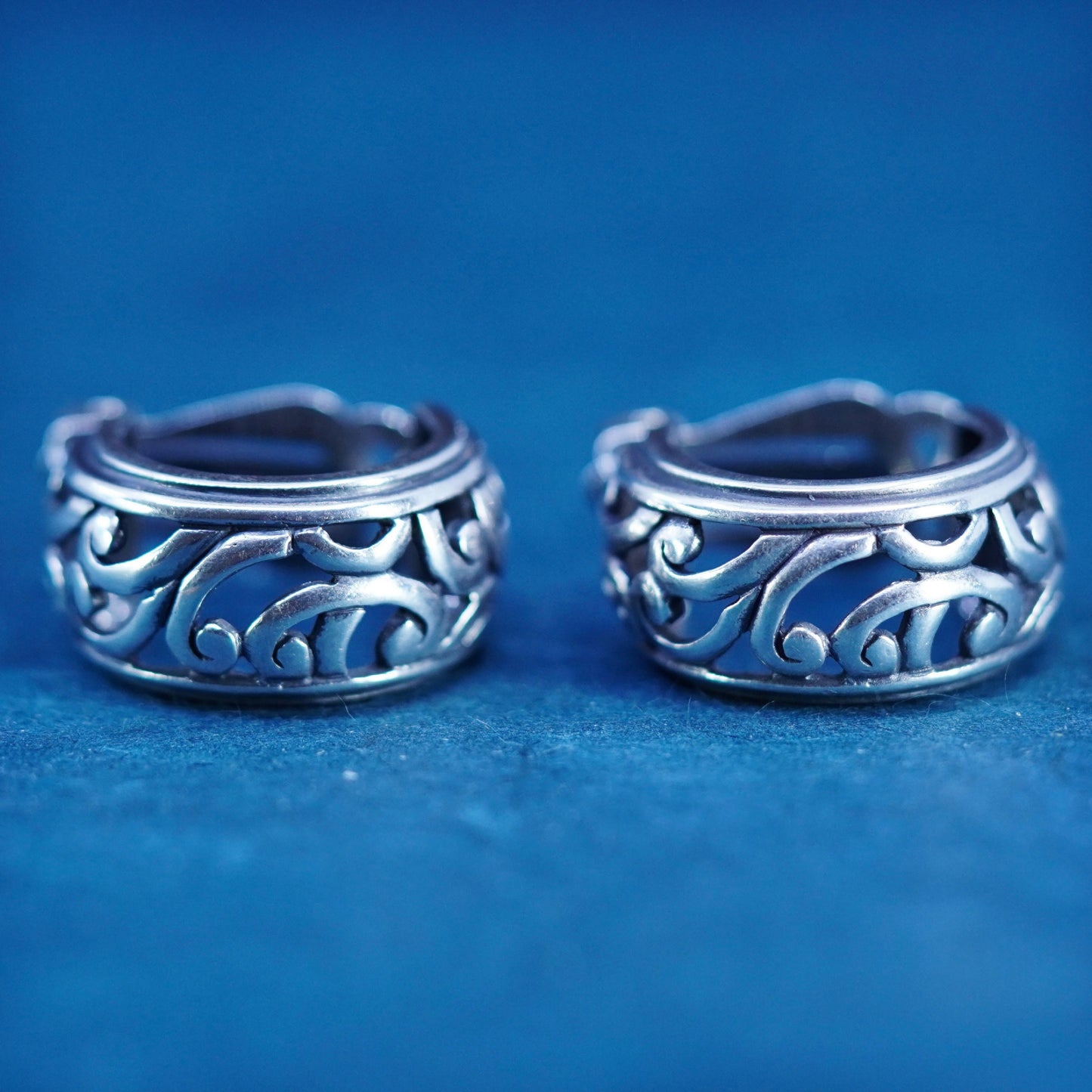 Vintage Silpada Sterling Silver 925 Clip-On Filigree Scroll Hoop Earrings C1380