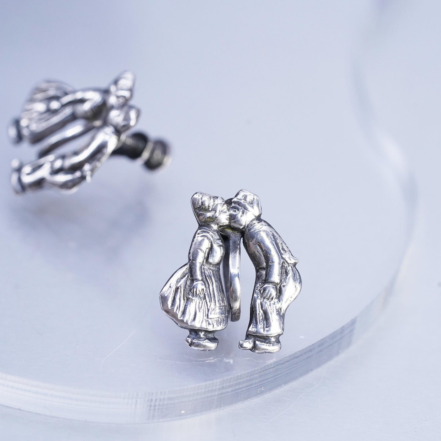 Vintage Sterling 925 silver handmade earrings, screw back kissing couple