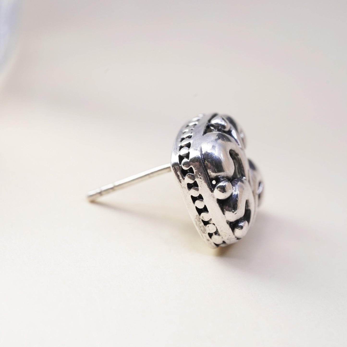 VTG handmade single earring. Sterling 925 silver floral textured square stud
