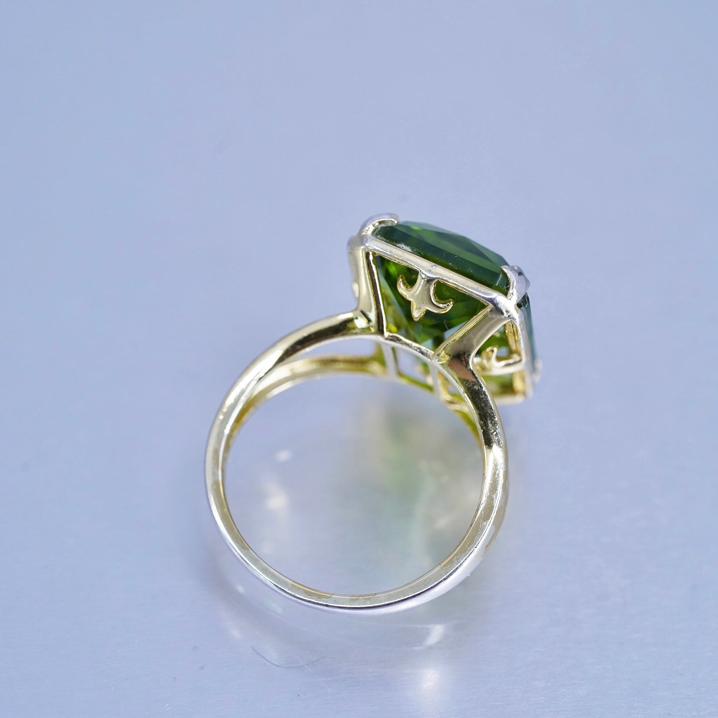 Size 8, vintage vermeil gold over Sterling 925 silver handmade ring w/ peridot