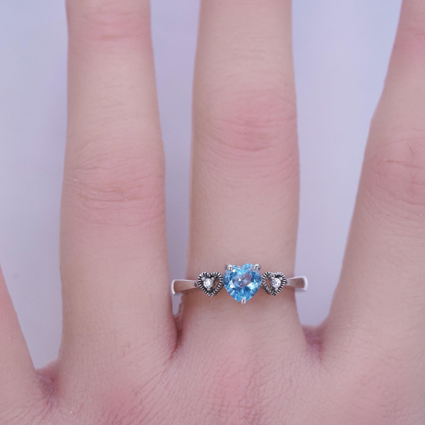 size 7, vintage Sterling Silver 925 Ring engagement TOPAZ ring, heart with cz