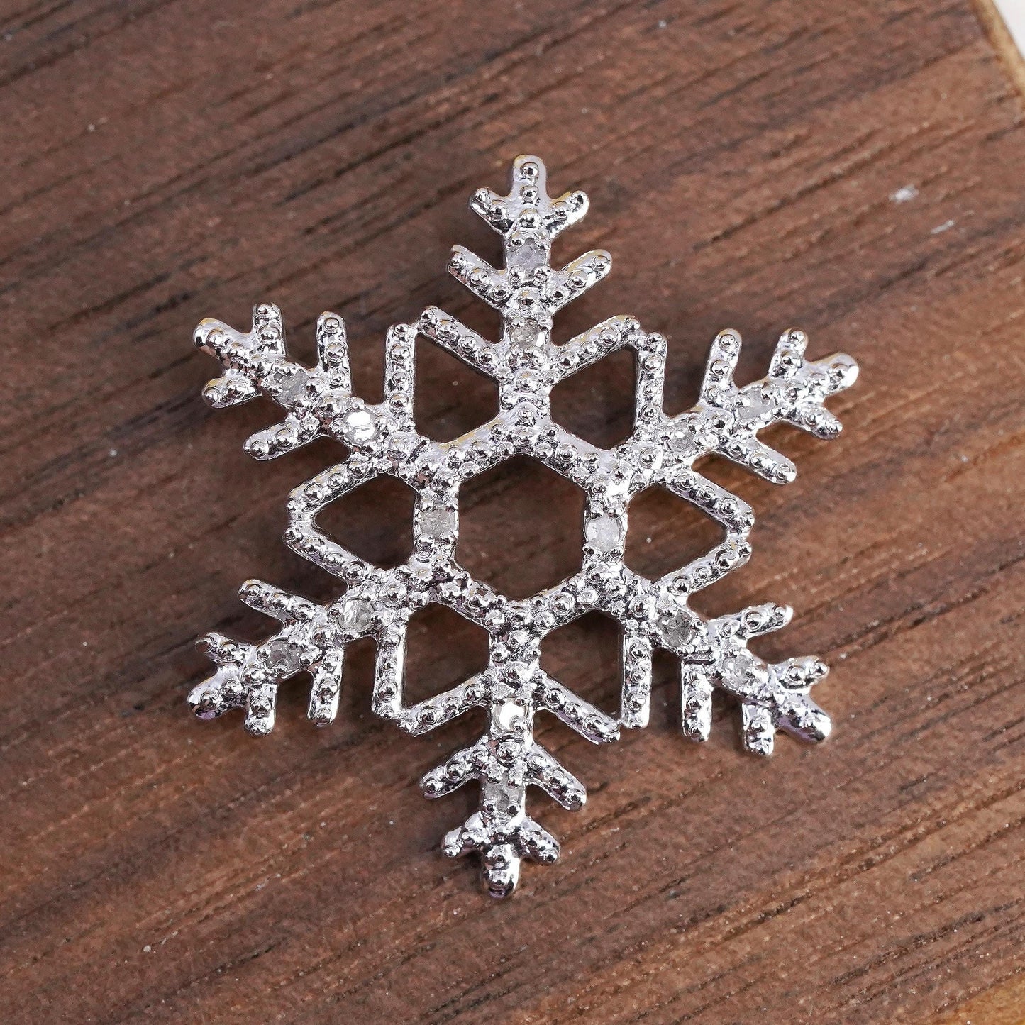 Vintage sterling 925 silver snowflake charm pendant with cluster diamond