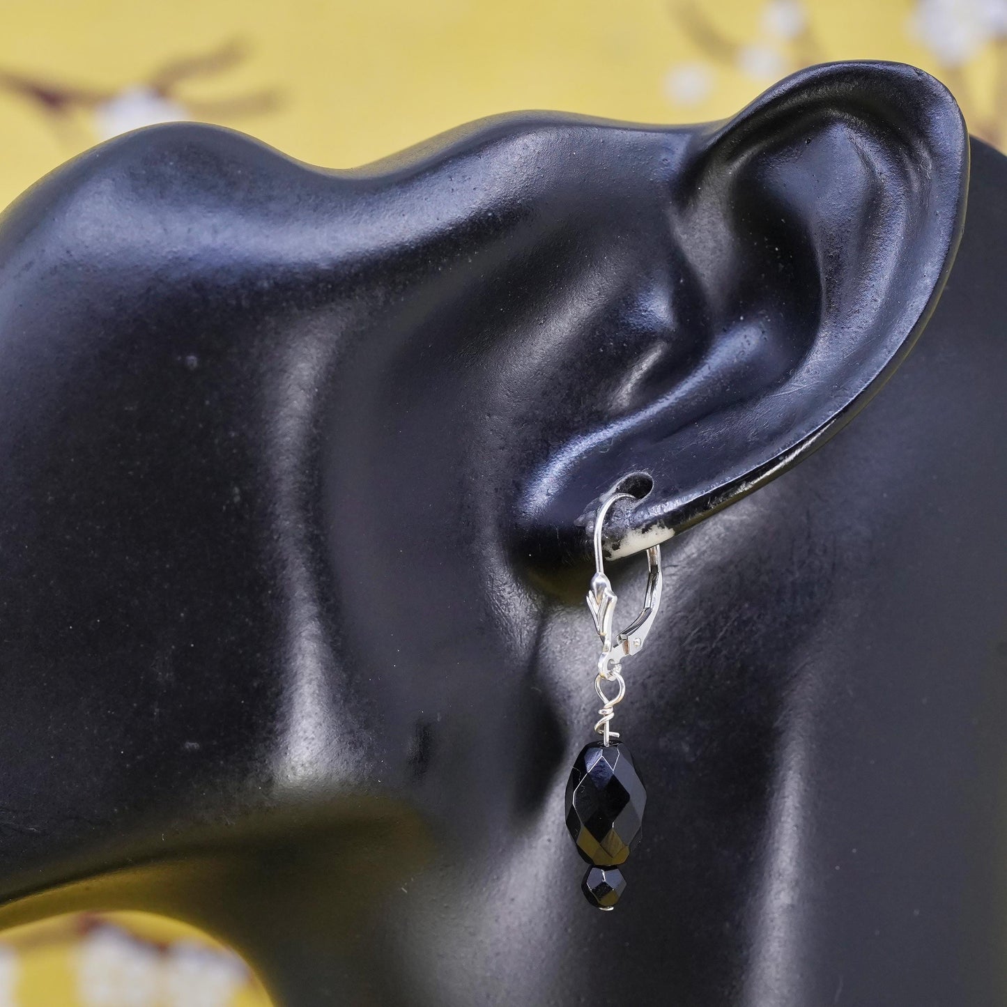 Vintage Sterling 925 silver handmade earrings onyx beads lever back closing