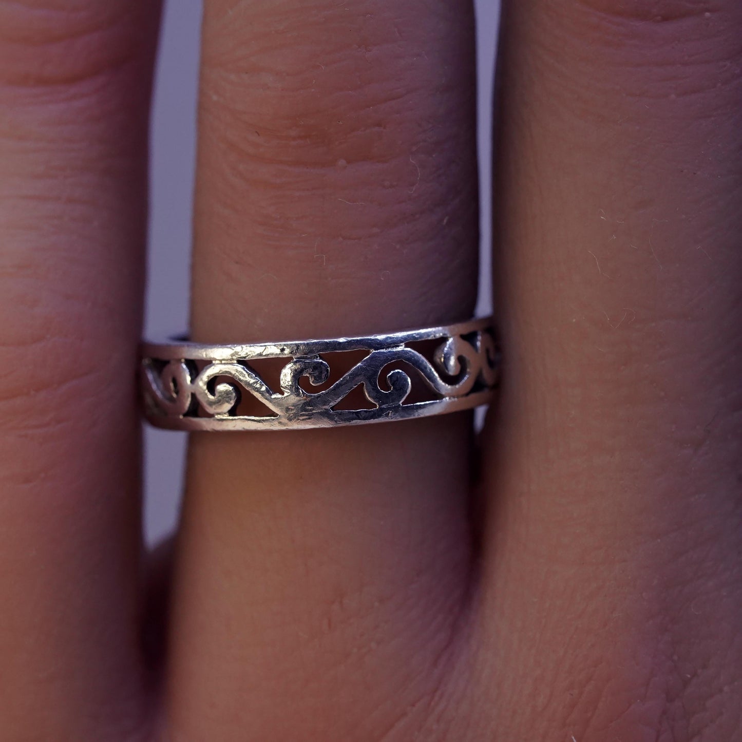 Size 7.5, vintage sterling silver handmade ring, 925 filigree spiral band