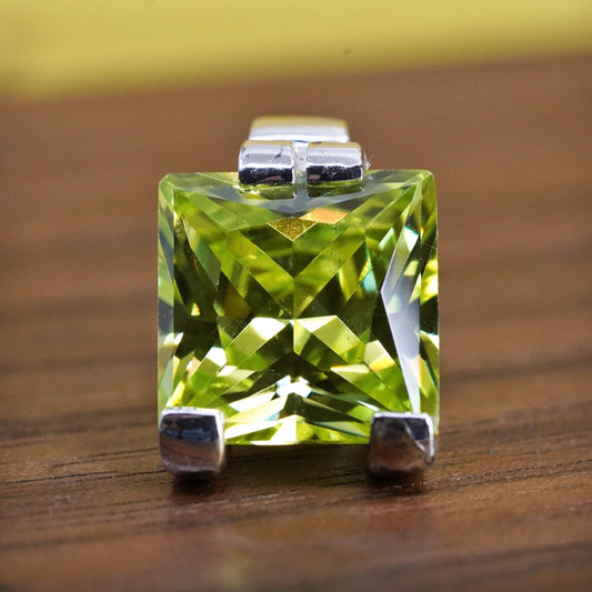 Vintage Sterling 925 silver handmade charm pendant with square peridot