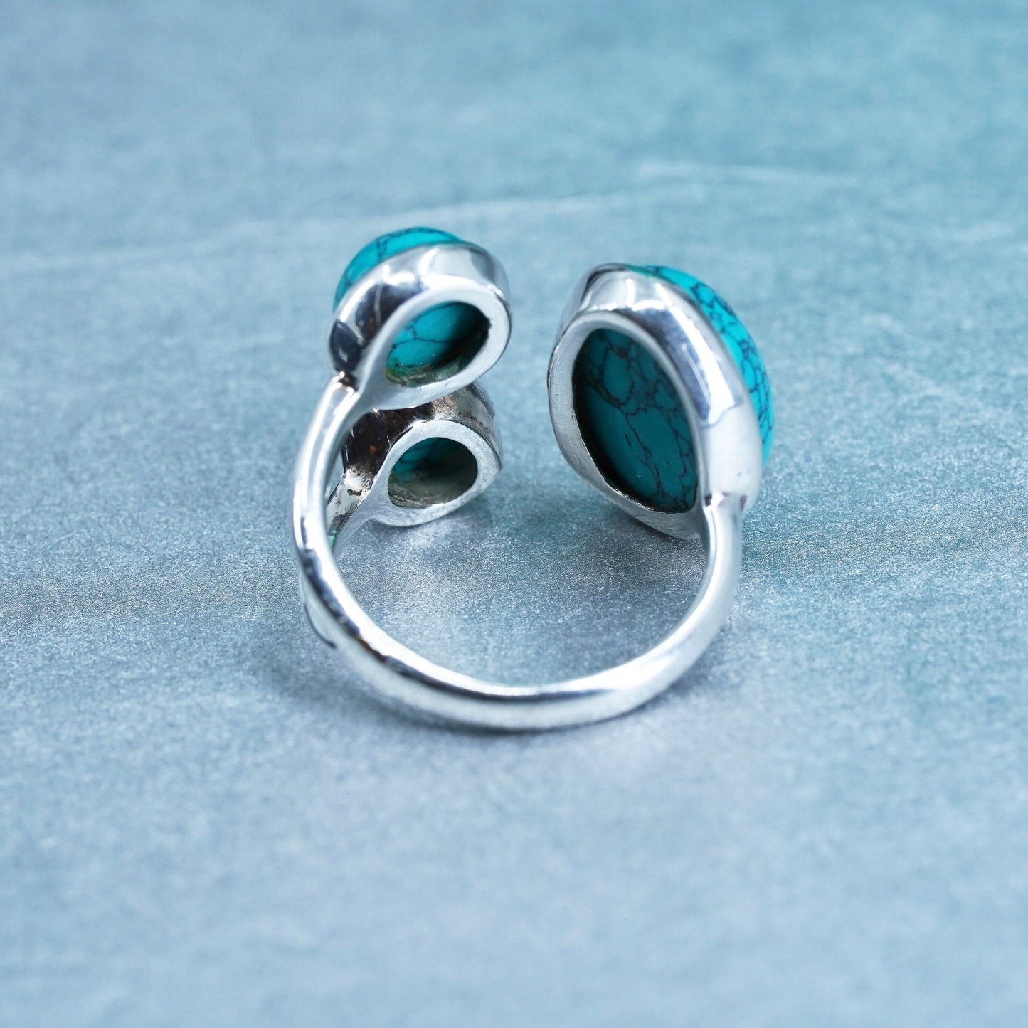 Size 7.75, Native American navajo Sterling 925 silver spoon ring with turquoise