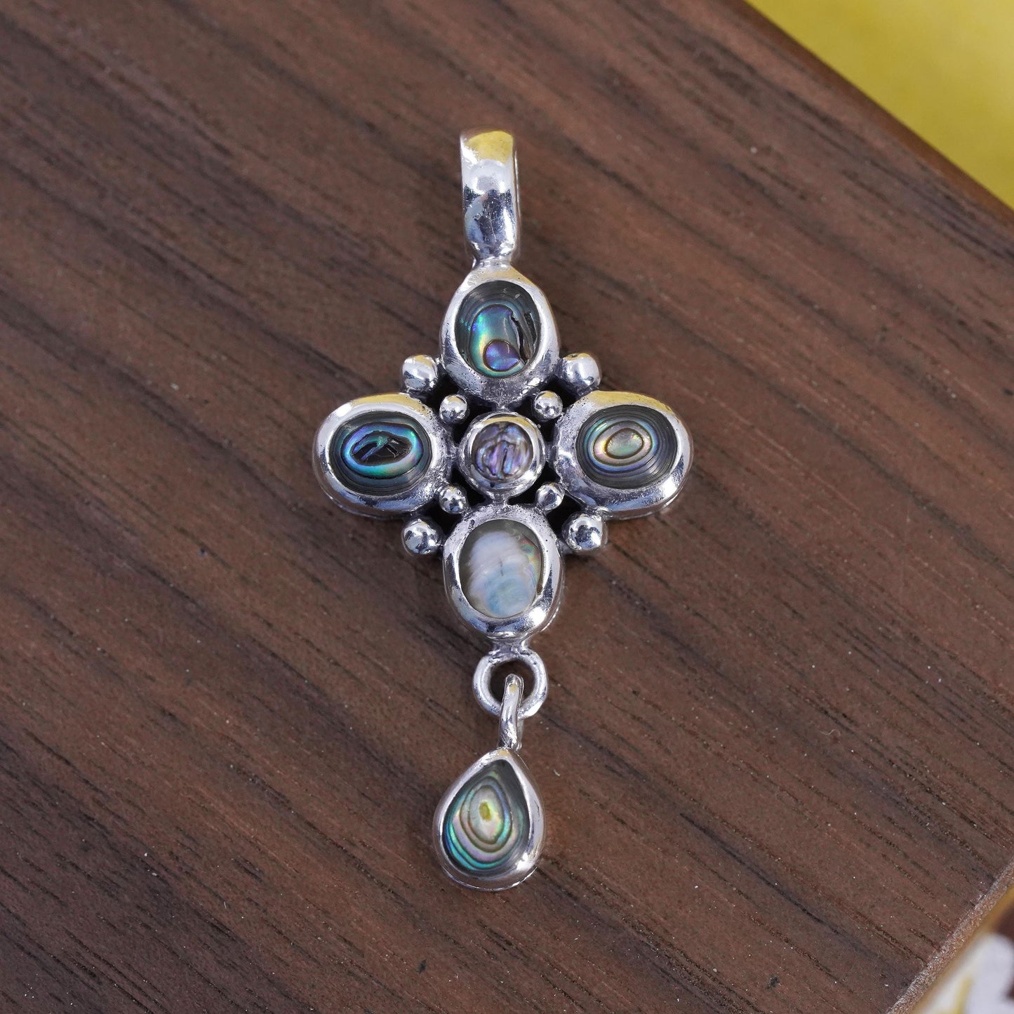 Vintage Sterling 925 silver handmade floral pendant with abalone inlay