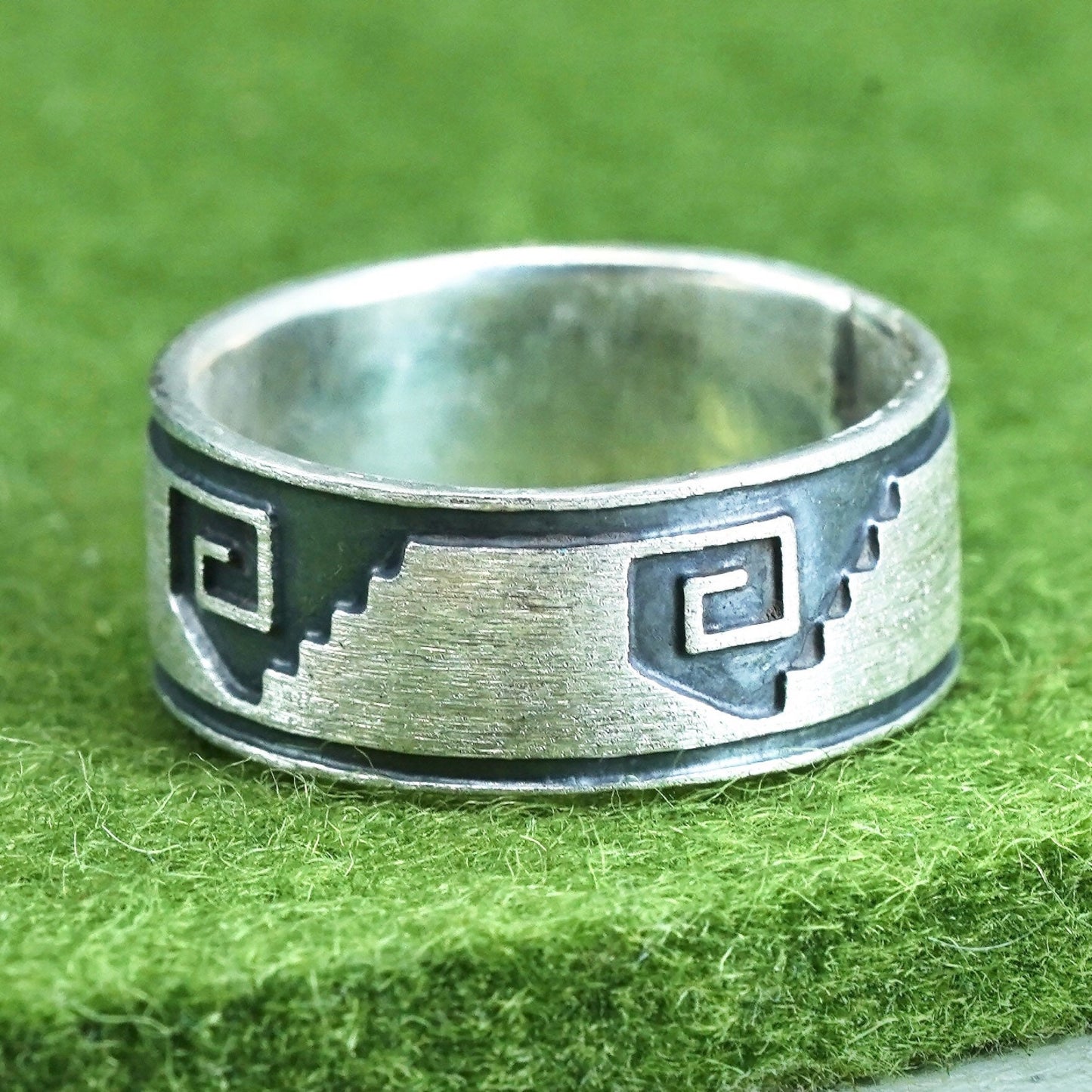 Size 7, vintage Sterling silver handmade ring, mexico 925 greek key band